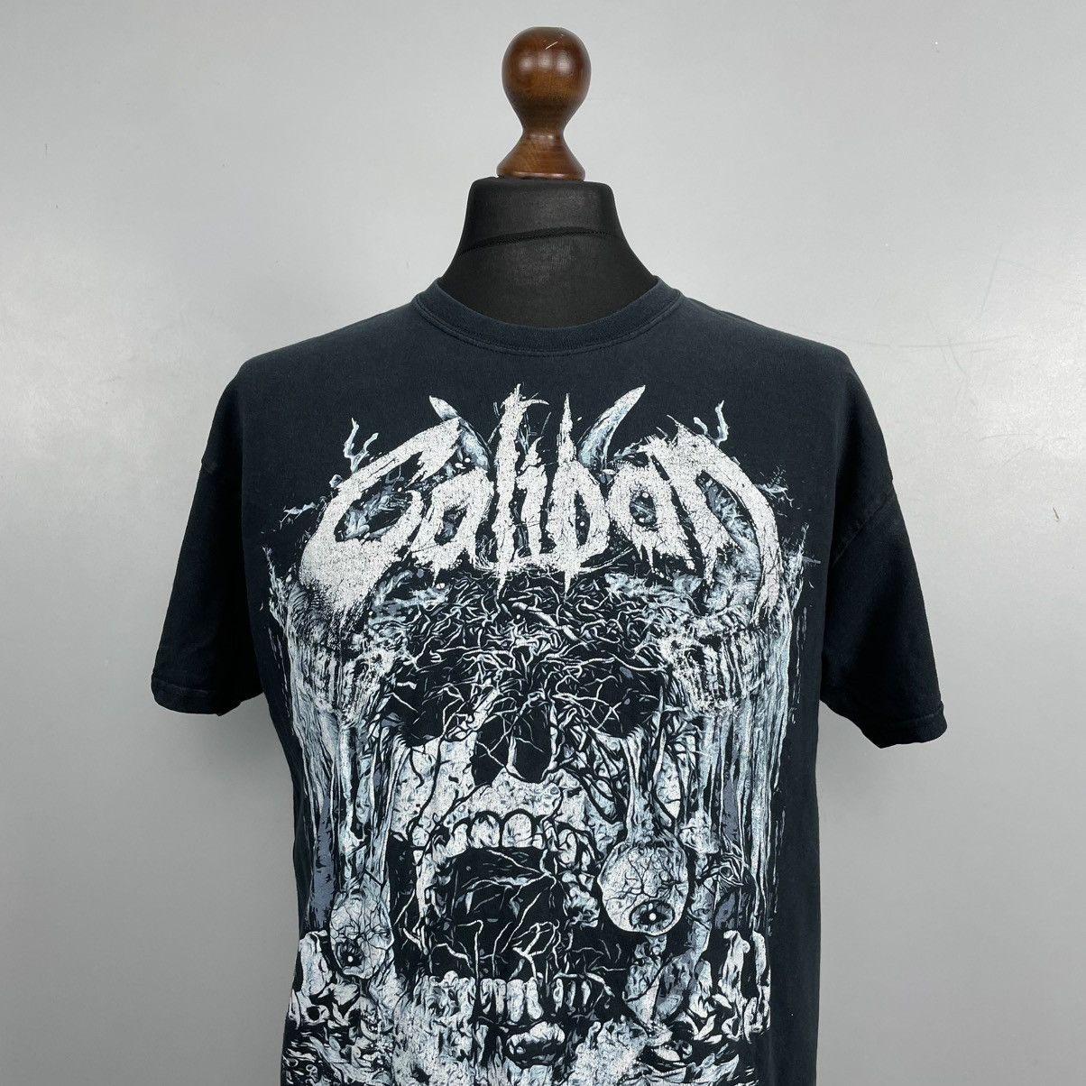 Vintage Vintage Rare Galiban skulls T-shirt y2k Size US L / EU 52-54 / 3 - 5 Thumbnail