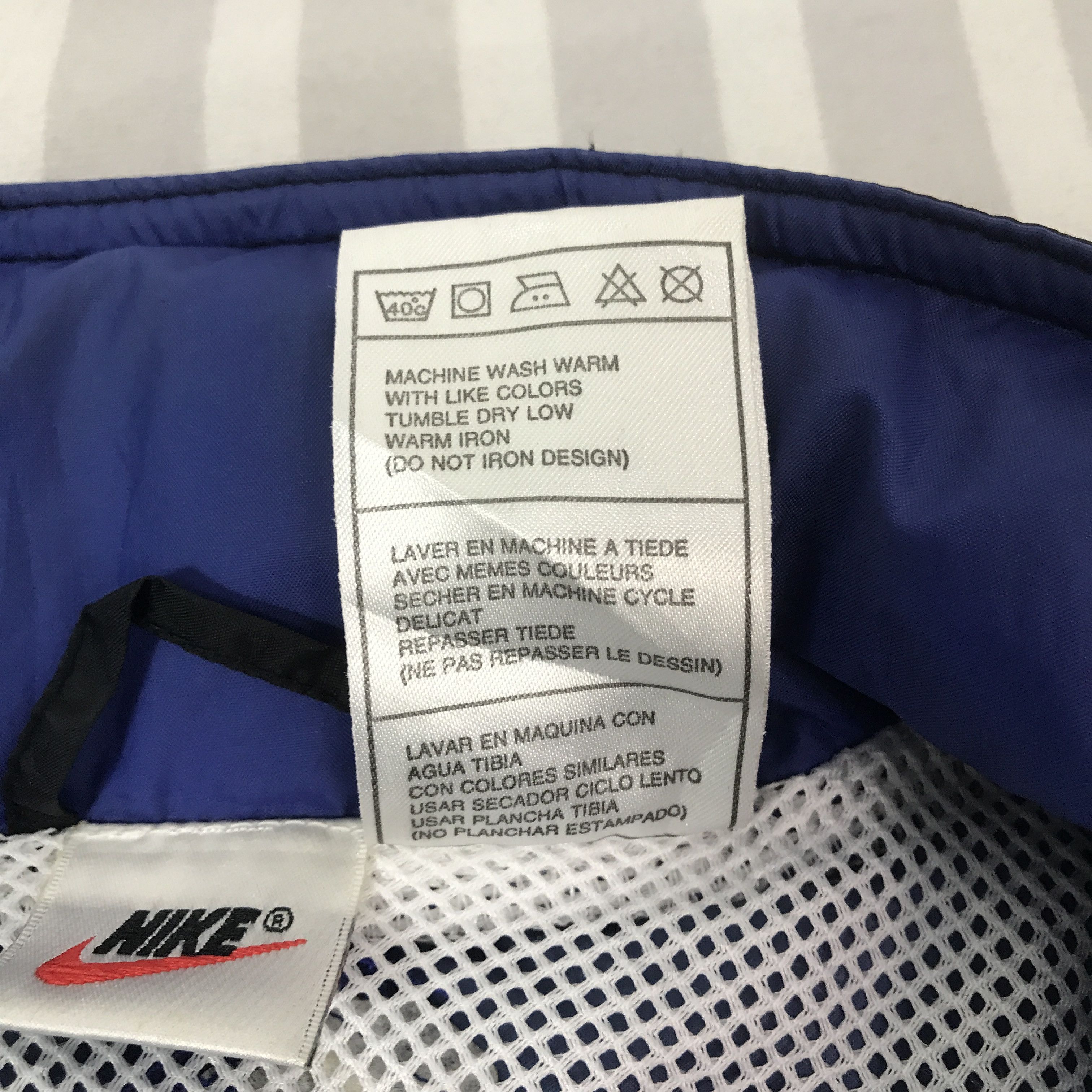 Nike Vintage 90s Nike outdoor light Jacket Size US S / EU 44-46 / 1 - 9 Thumbnail