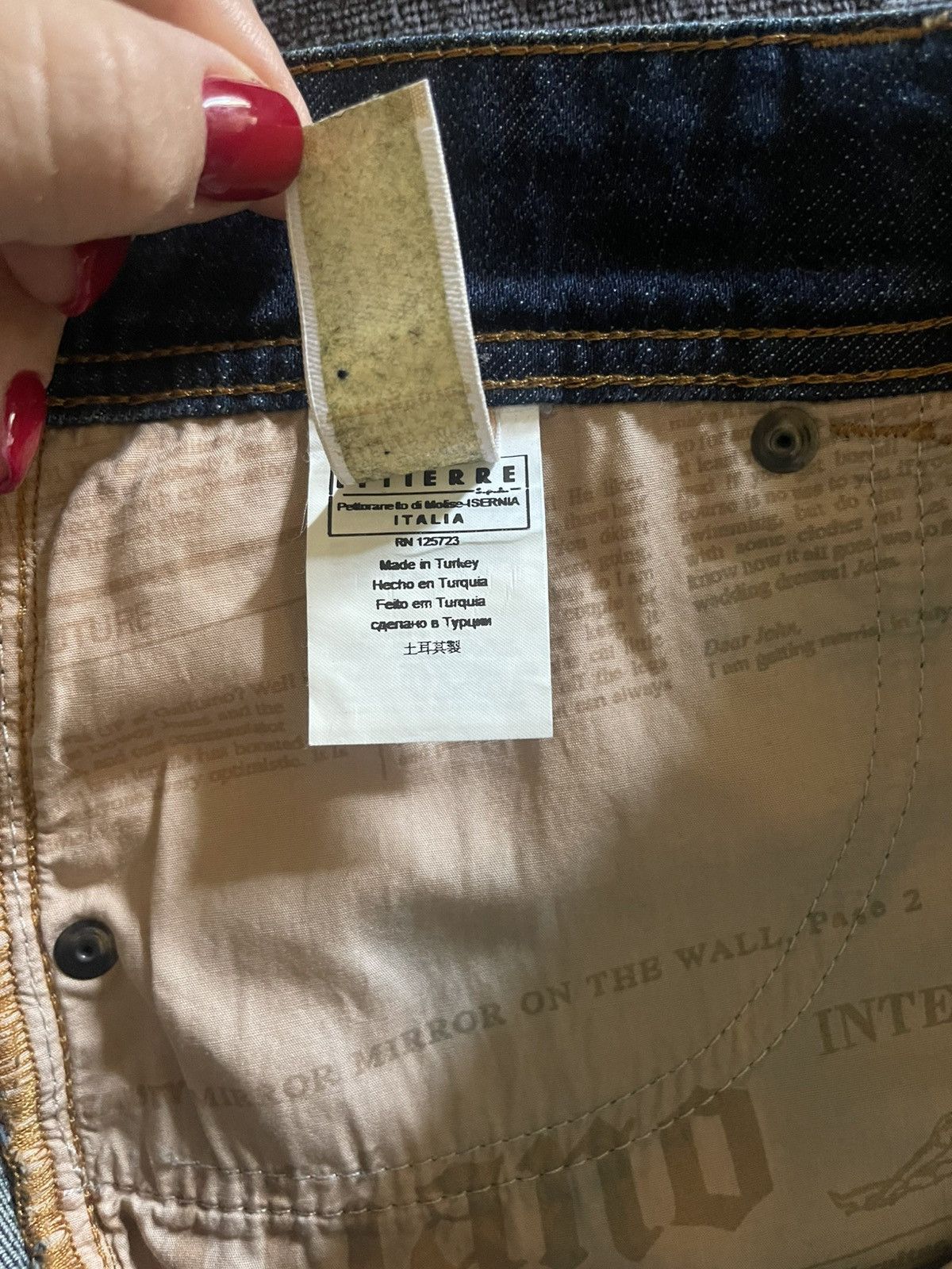 John Galliano Archival John Galliano Y2K Flocked Graffiti Denim Skirt Rare Size 30" / US 8 / IT 44 - 7 Thumbnail