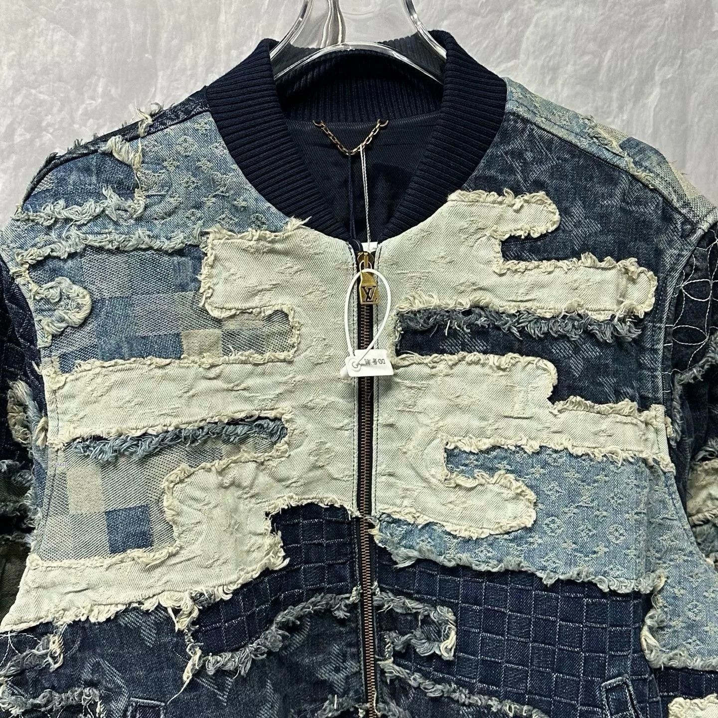 Louis Vuitton Louis Vuitton Nigo FW25 Patchwork Denim Jacket Size US L / EU 52-54 / 3 - 2 Thumbnail