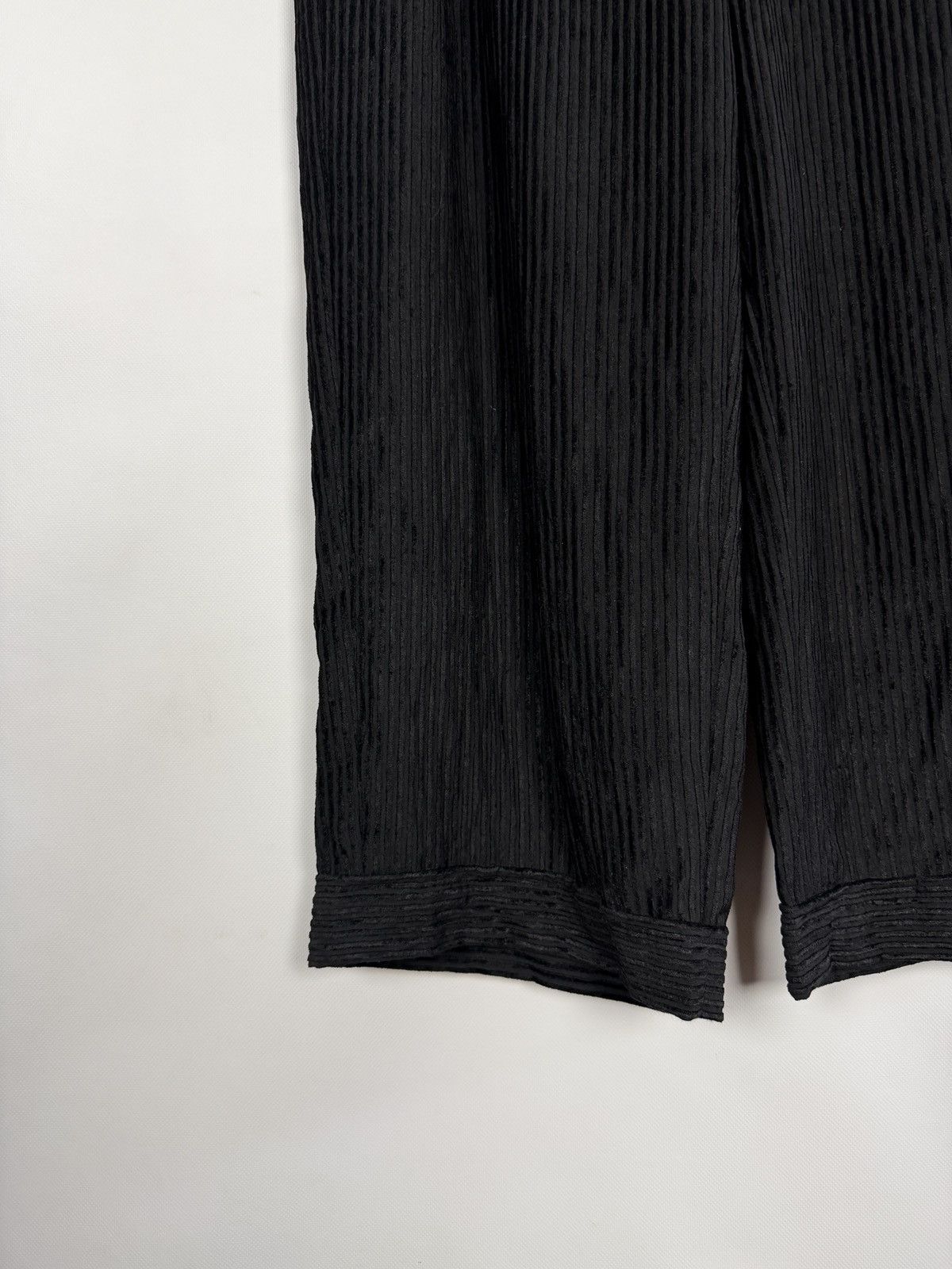 Annette Gortz Annette Gortz Viscose Crinkled Velvet Effect Pants Wide Leg Size 30" / US 8 / IT 44 - 4 Thumbnail