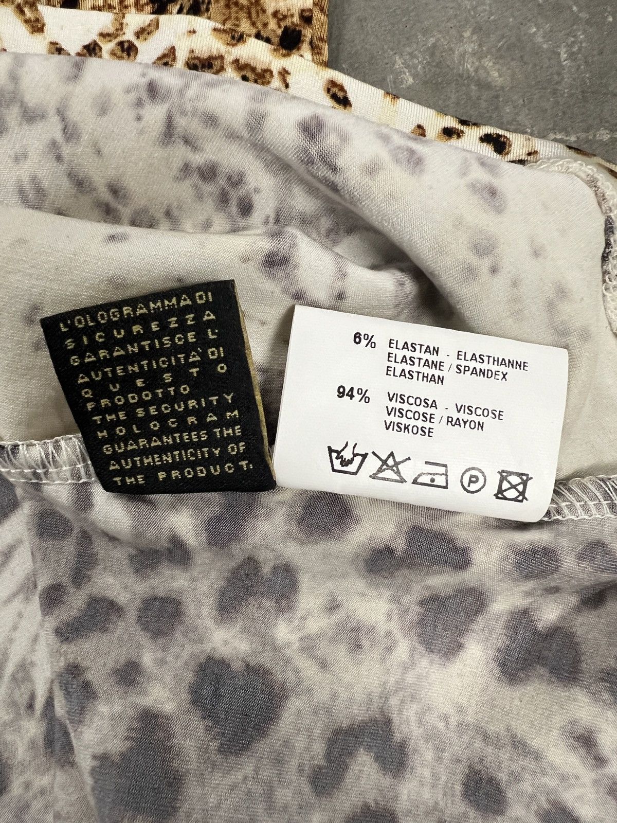 Roberto Cavalli 2006 Vintage Roberto Cavalli Leopard Snakeskin T-Shirt Size M / US 6-8 / IT 42-44 - 7 Thumbnail