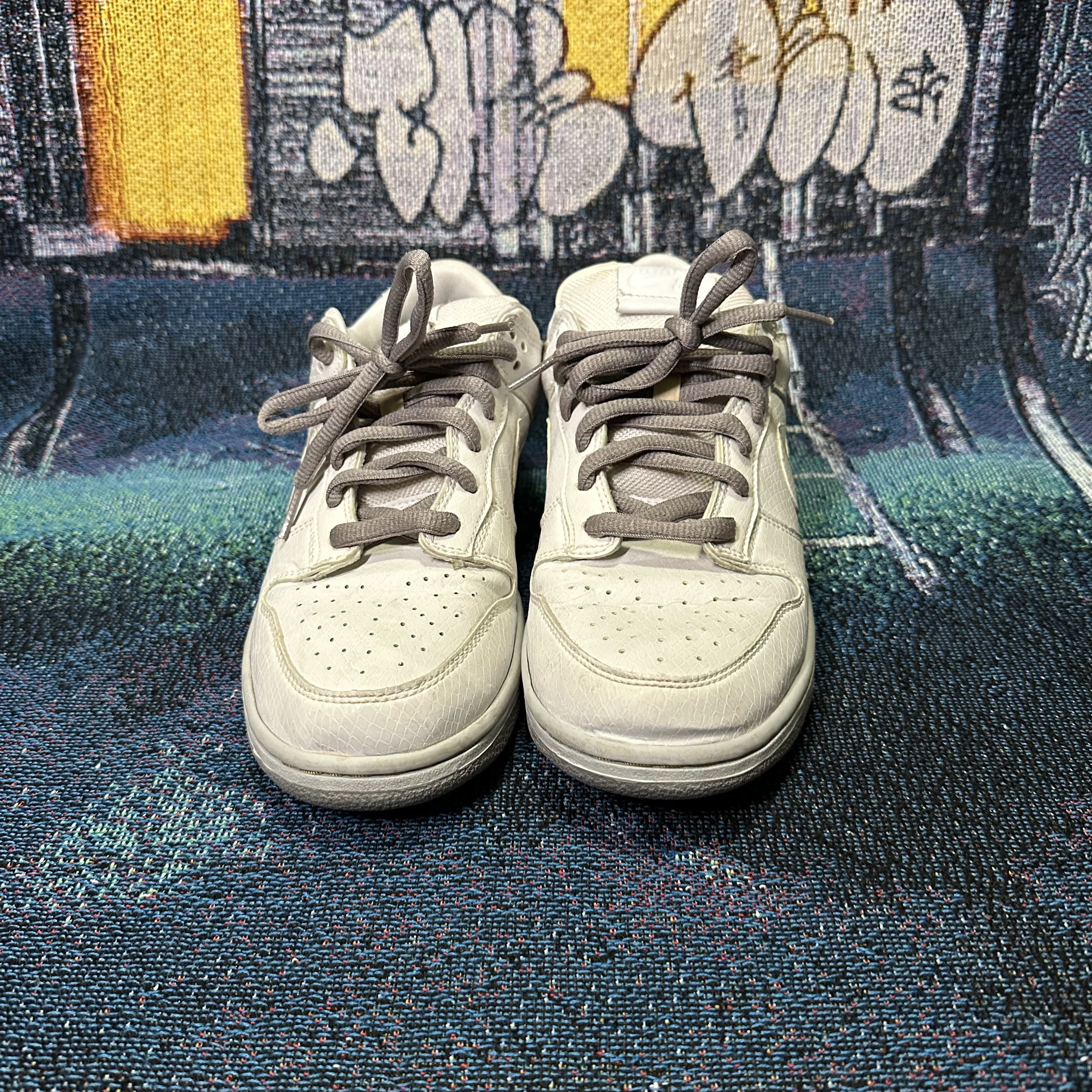 Nike Nike SB Dunk Low x Medicom 4 Medicom Toy BE@RBRICK Size US 8 / EU 41 - 2 Thumbnail