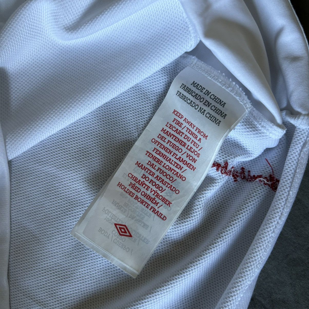 Umbro Peru 2011-12 Umbro jersey Size US L / EU 52-54 / 3 - 4 Thumbnail