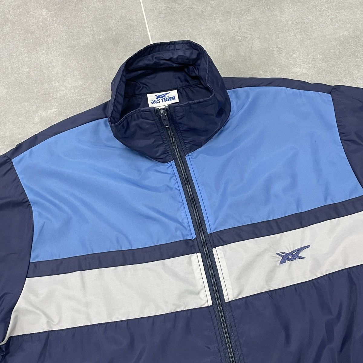 Asics × Vintage Vintage Asics Tiger Jacket Size M Size US M / EU 48-50 / 2 - 8 Thumbnail