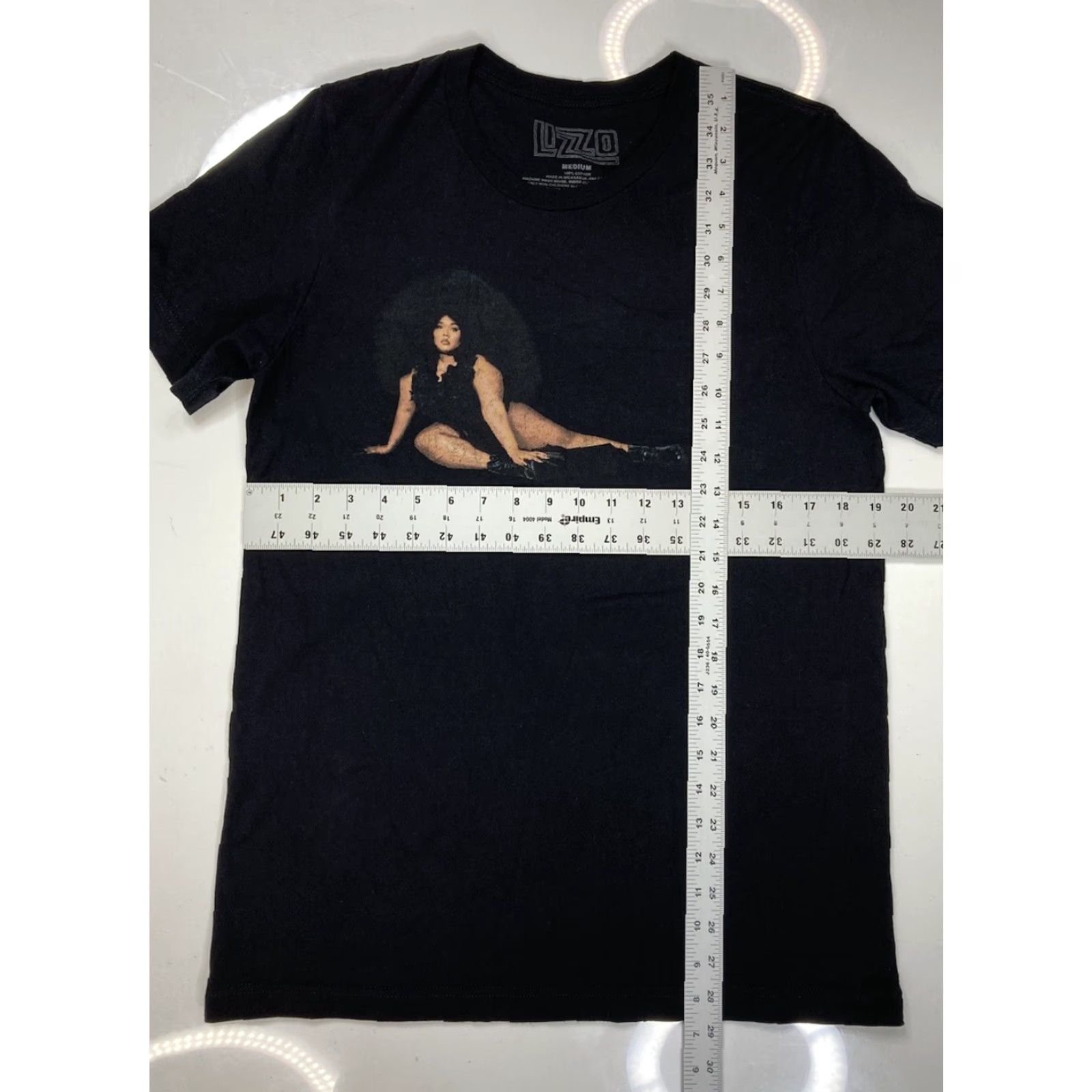 Rizzoli VINTAGE Lizzo The Special Tour 2022 Graphic Shirt Women Medium Black Short Sleeve Size M / US 6-8 / IT 42-44 - 5 Thumbnail
