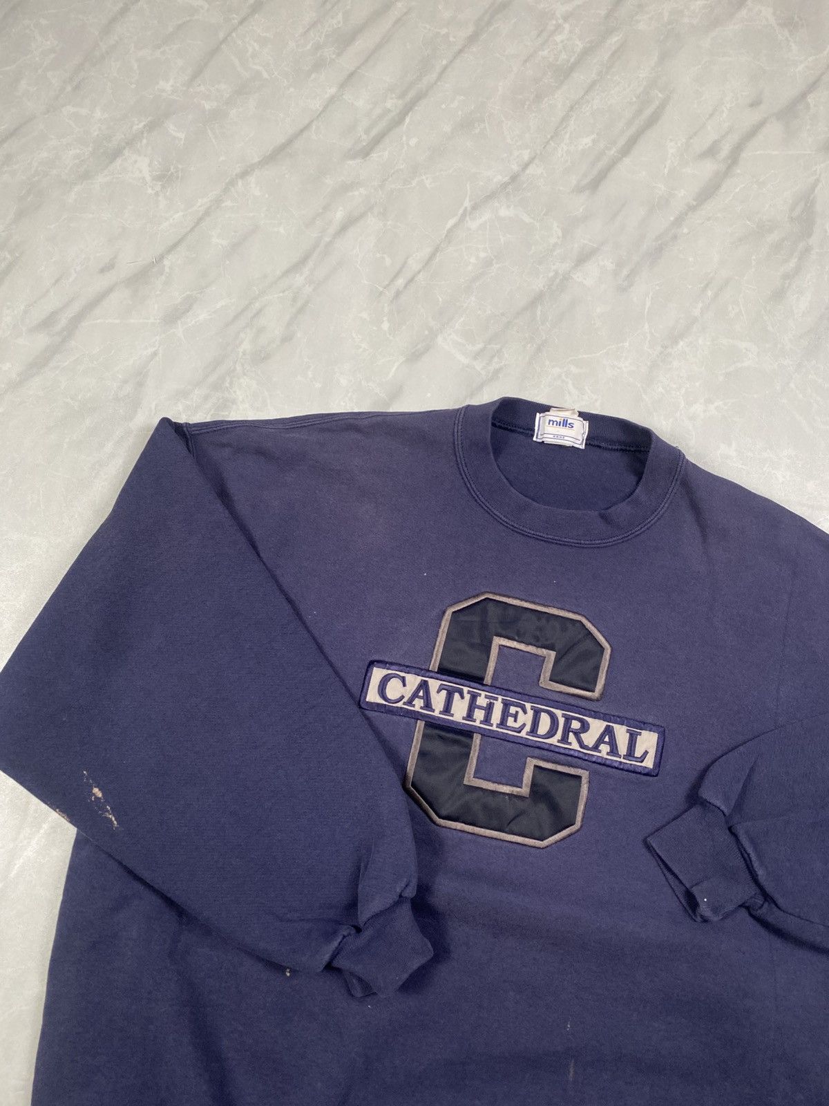 Other Vintage 00s Mills Cathedral Baggy Crewneck Size US XL / EU 56 / 4 - 5 Thumbnail
