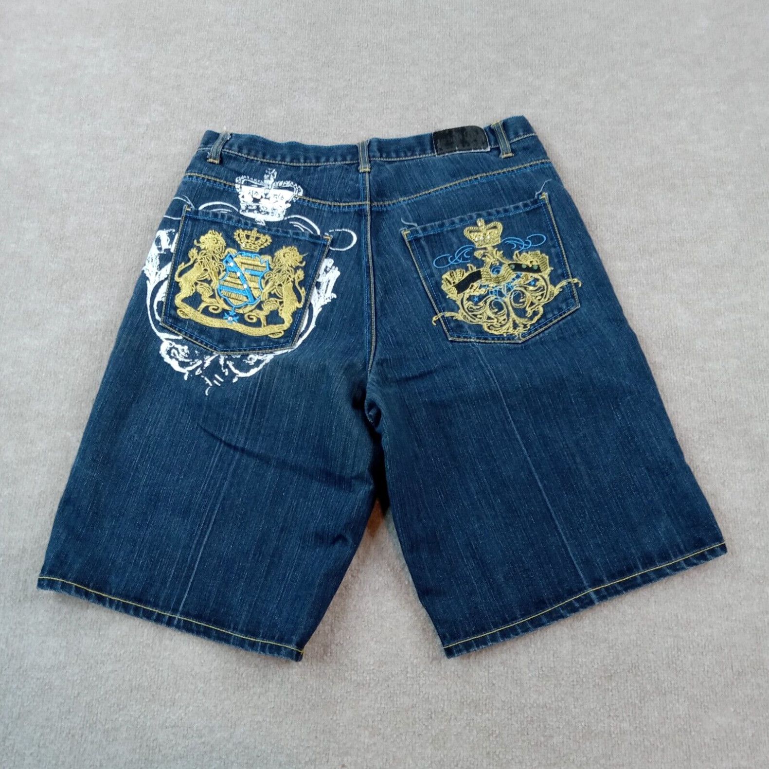 Image of Vintage VTG Urban Label Jean Shorts Mens Size 38X14 Blue Embroidered Baggy Hip Hop Y2K in White