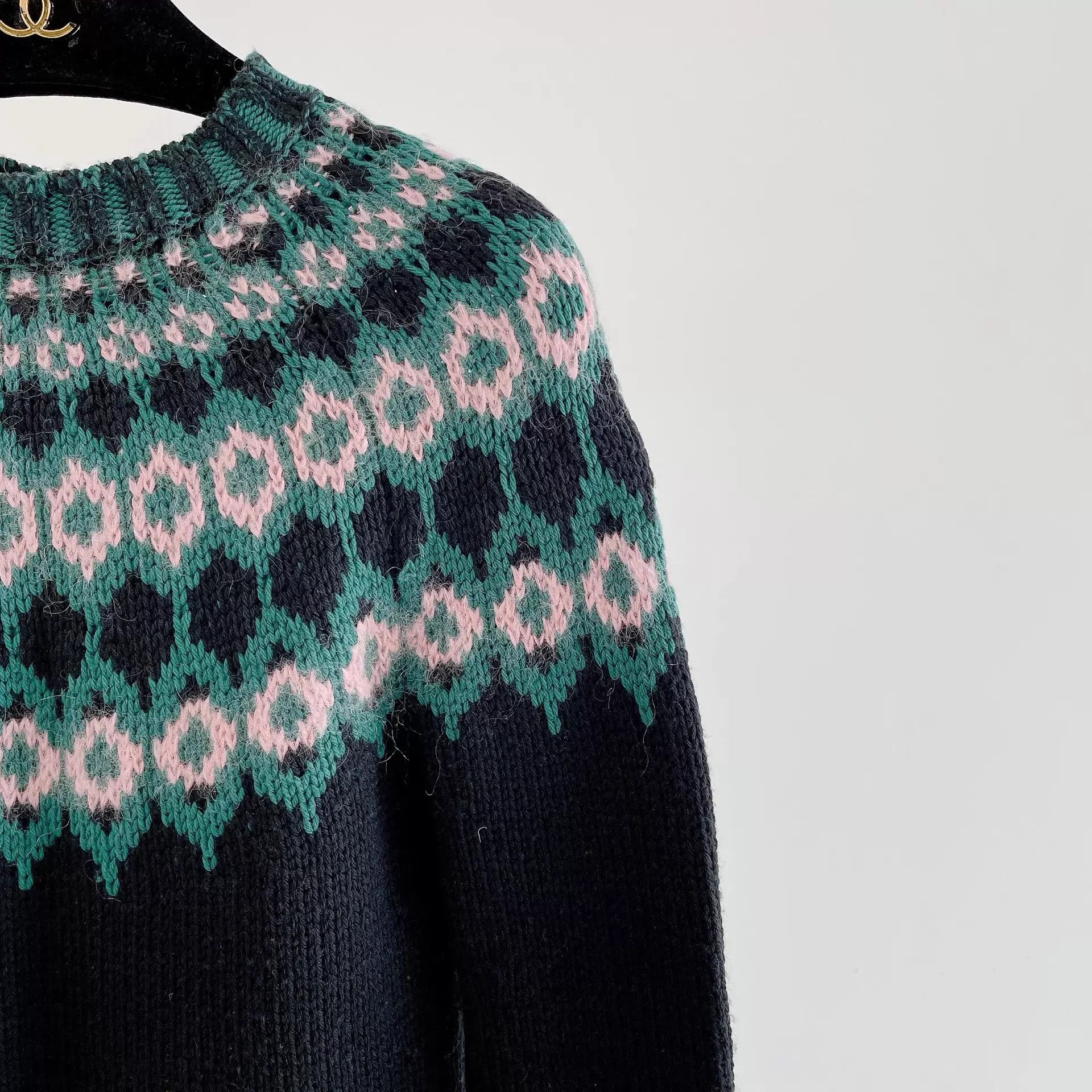 Gucci Gucci Wool Top XS Used Size XS / US 0-2 / IT 36-38 - 3 Thumbnail