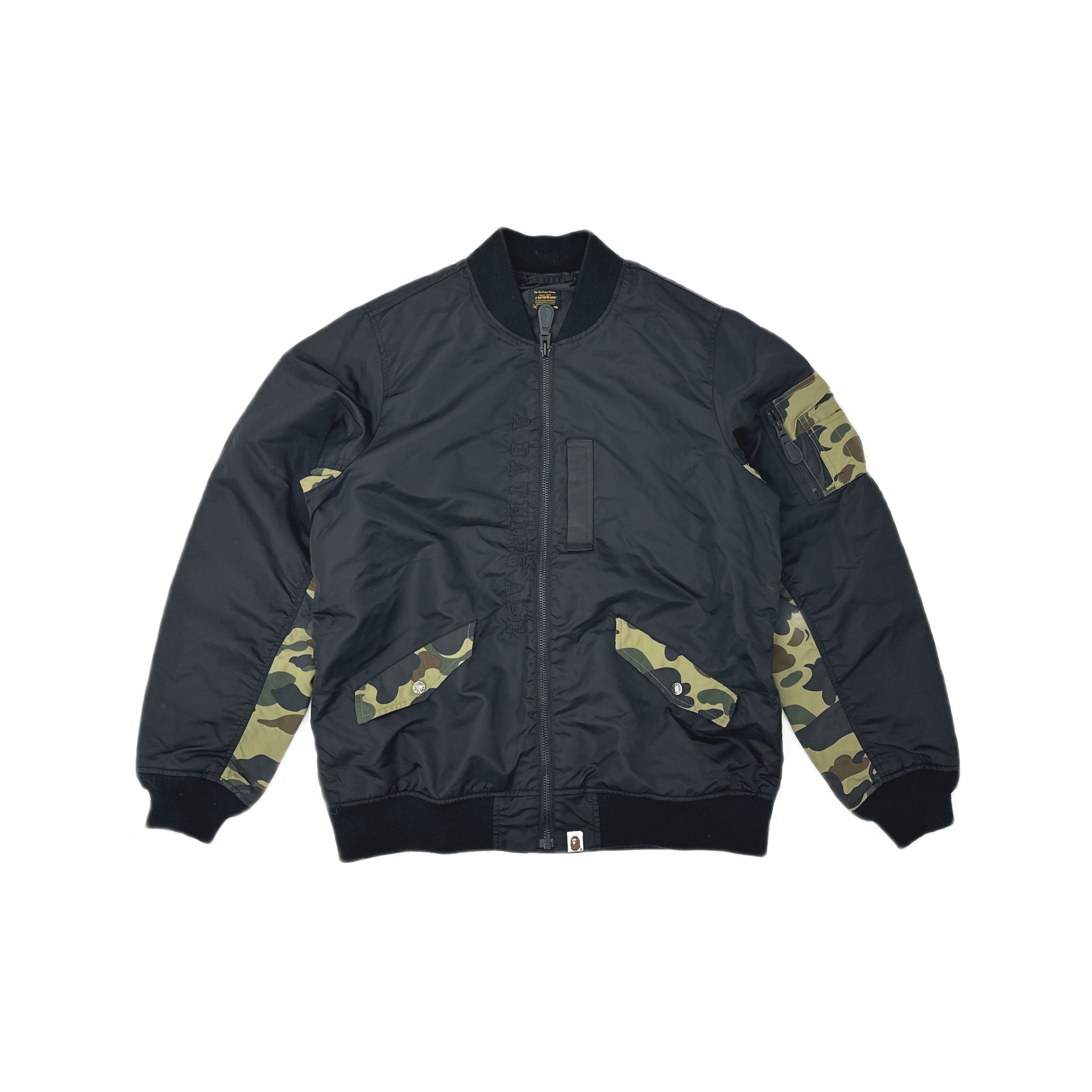 Bape A BATHING APE Camo Accent Bomber Jacket Size XXL Size US XXL / EU 58 / 5 - 1 Thumbnail