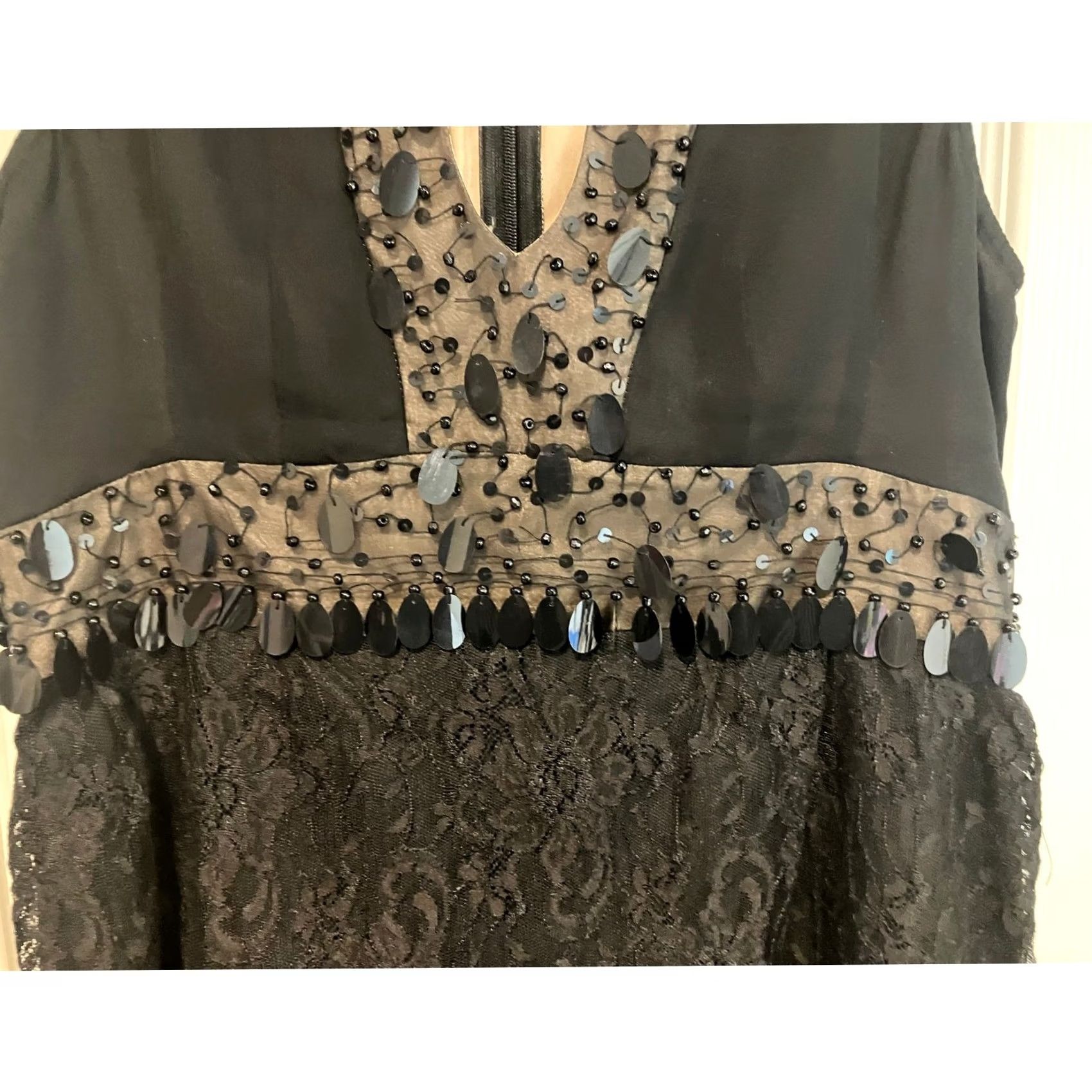 Nanette Lepore Nanette Lepore Blouse Tunic Beaded Silk Black Sleeveless Size 6 Womens Dressy Party/Cocktail Wedding E8 Size M / US 6-8 / IT 42-44 - 4 Thumbnail