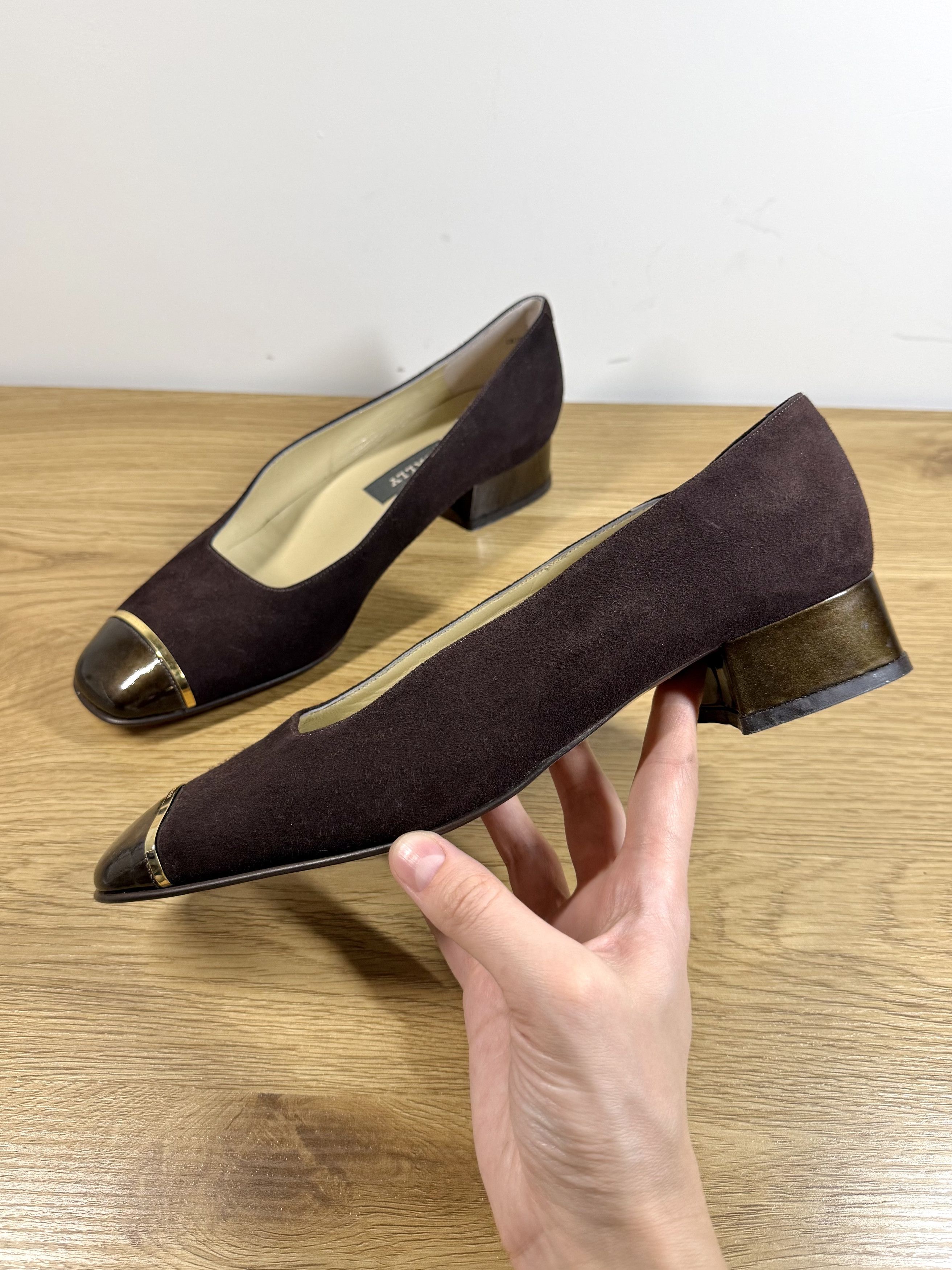 Bally Women's Vintage Bally Pumps Loafers US8/39 Size US 8 / IT 38 - 9 Thumbnail