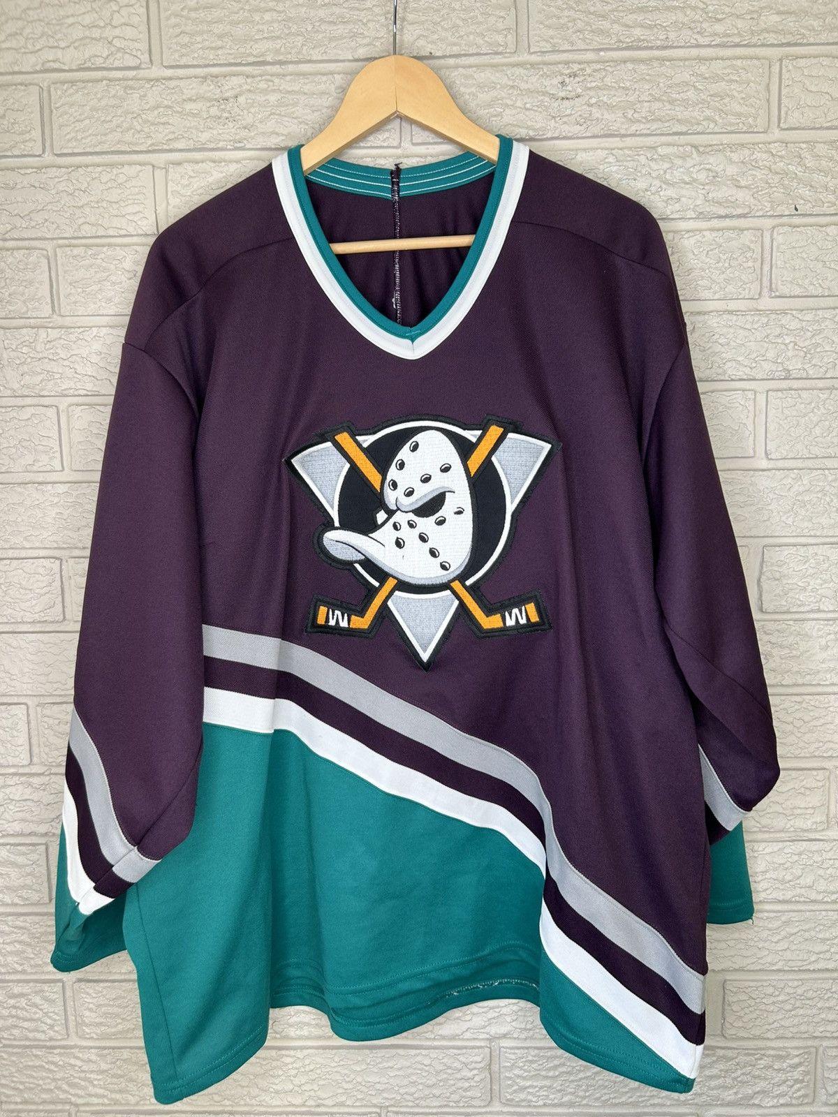 Ccm Vintage 90s CCM Mighty Ducks Hockey Jersey Size US XL / EU 56 / 4 - 3 Thumbnail