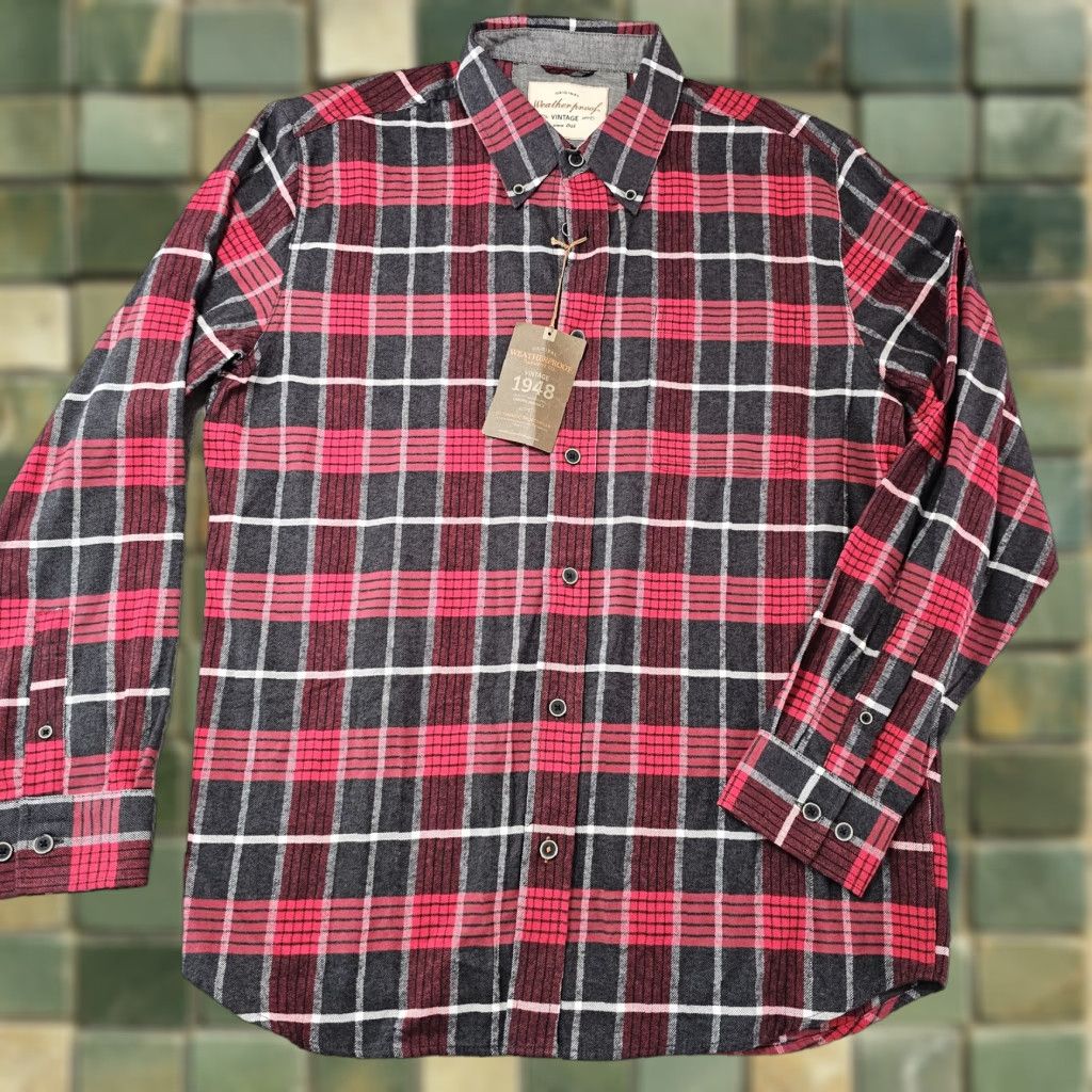 Weatherproof Weatherproof Shirt Mens L Red Black Gray Plaid Flannel Button-Down Weatherproof Vintage Shirt Mens Large Red Black Gray Plaid Flannel Button Down Size US L / EU 52-54 / 3 - 1 Thumbnail