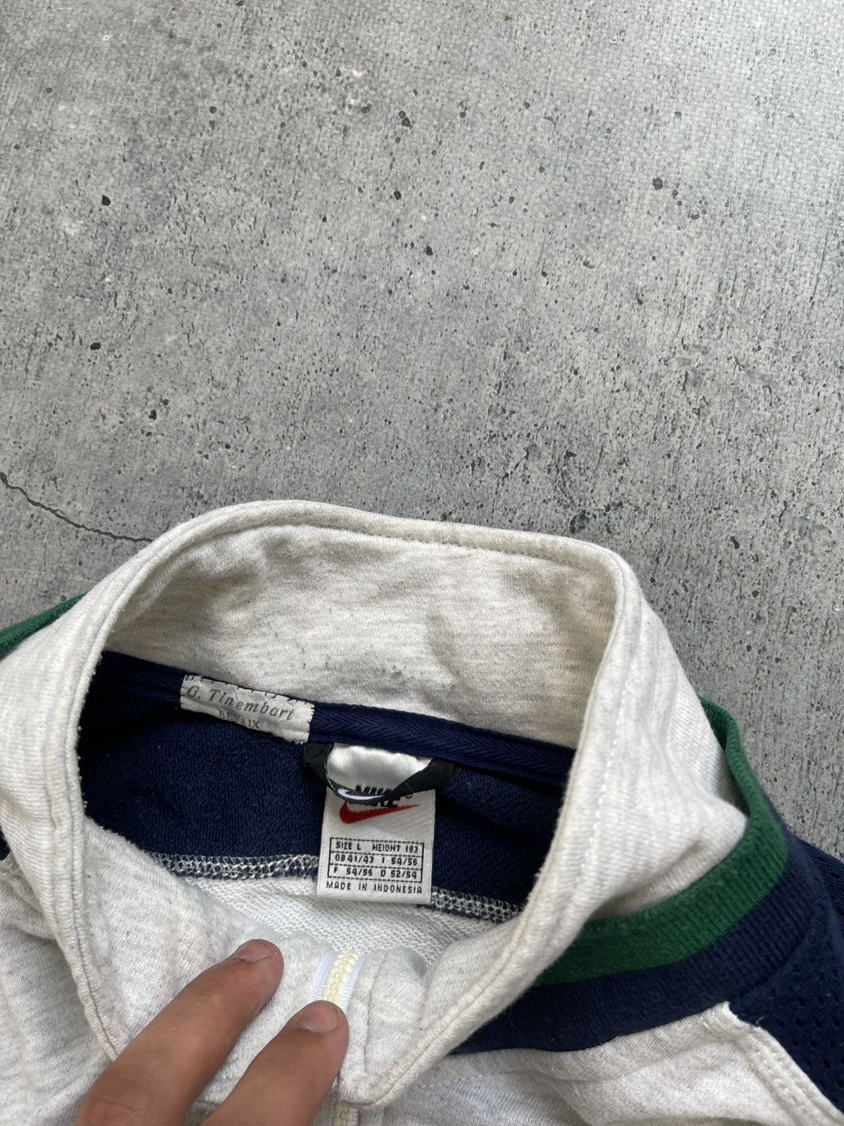 Nike × Vintage 00s Nike Vintage Big Logo Streetwear Zip Size US L / EU 52-54 / 3 - 9 Thumbnail