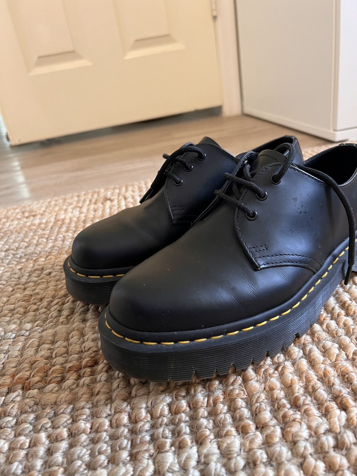 Dr. Martens Classic Dr Martens Oxford Shoes Size US 8 / EU 41 - 5 Thumbnail