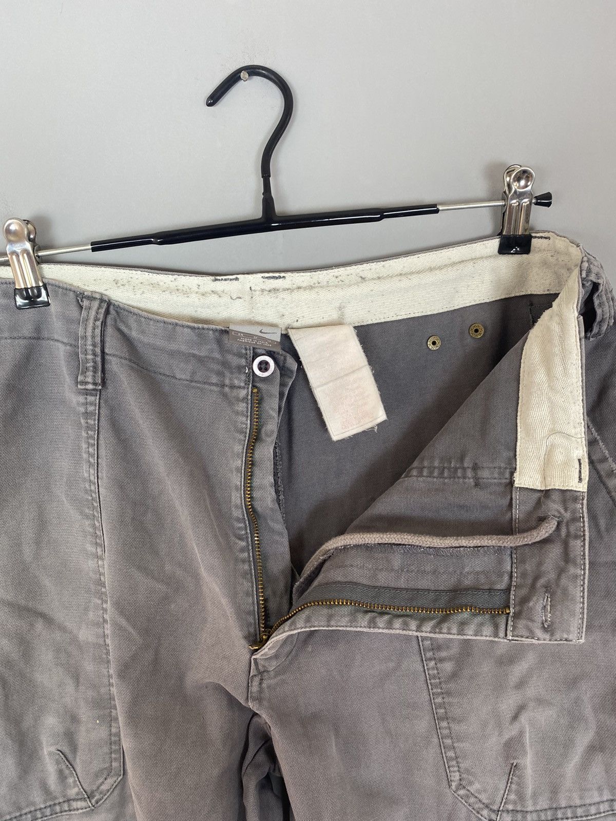 Japanese Brand × Nike × Vintage Vintage 00s Nike cargo pants Size US 34 / EU 50 - 7 Thumbnail