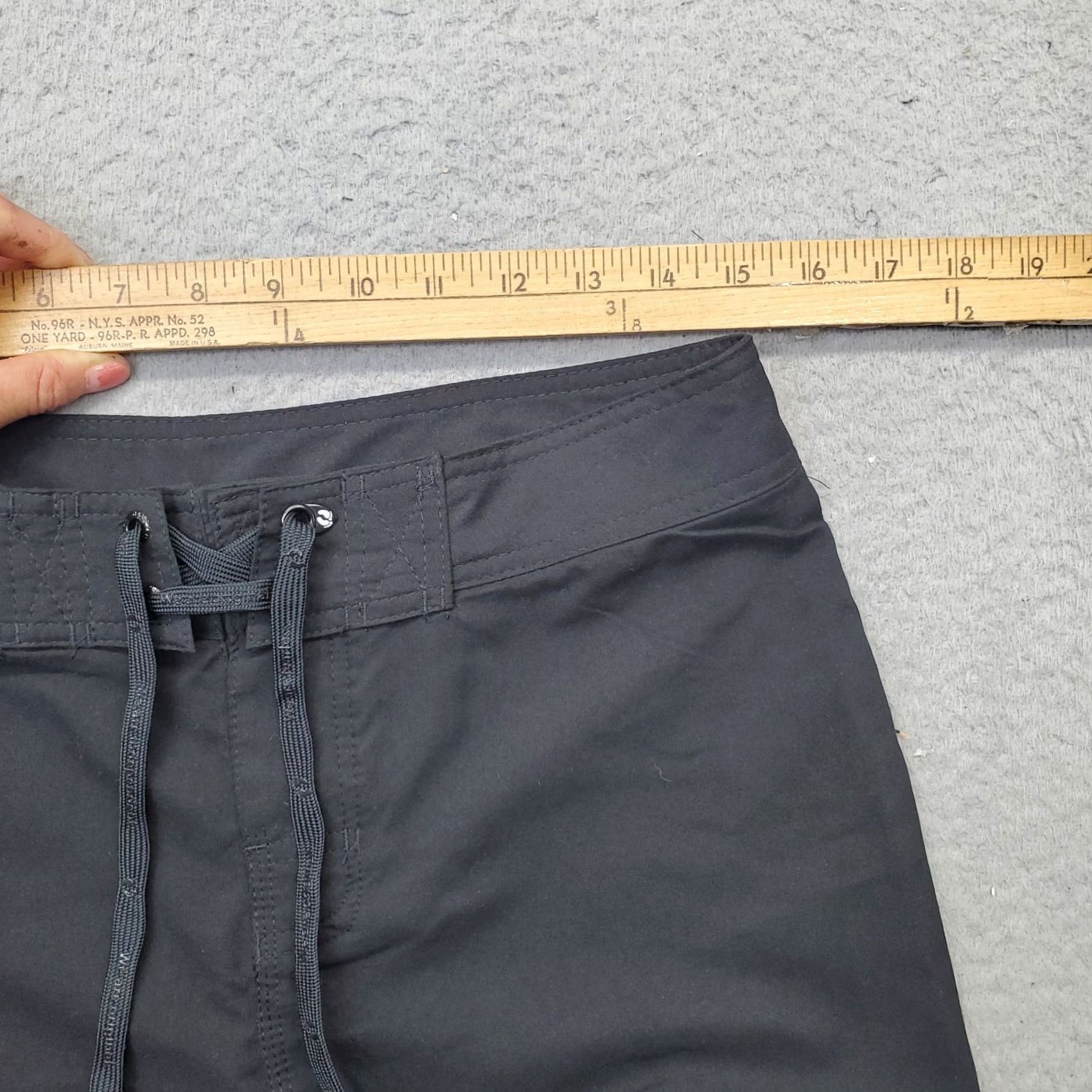 Hang Ten Hang Ten Board Shorts Mens 30 Black Flat Front Swimwear Beach Drawstring Waist Mens Size 30 Black Board Shorts Size US 30 / EU 46 - 5 Thumbnail