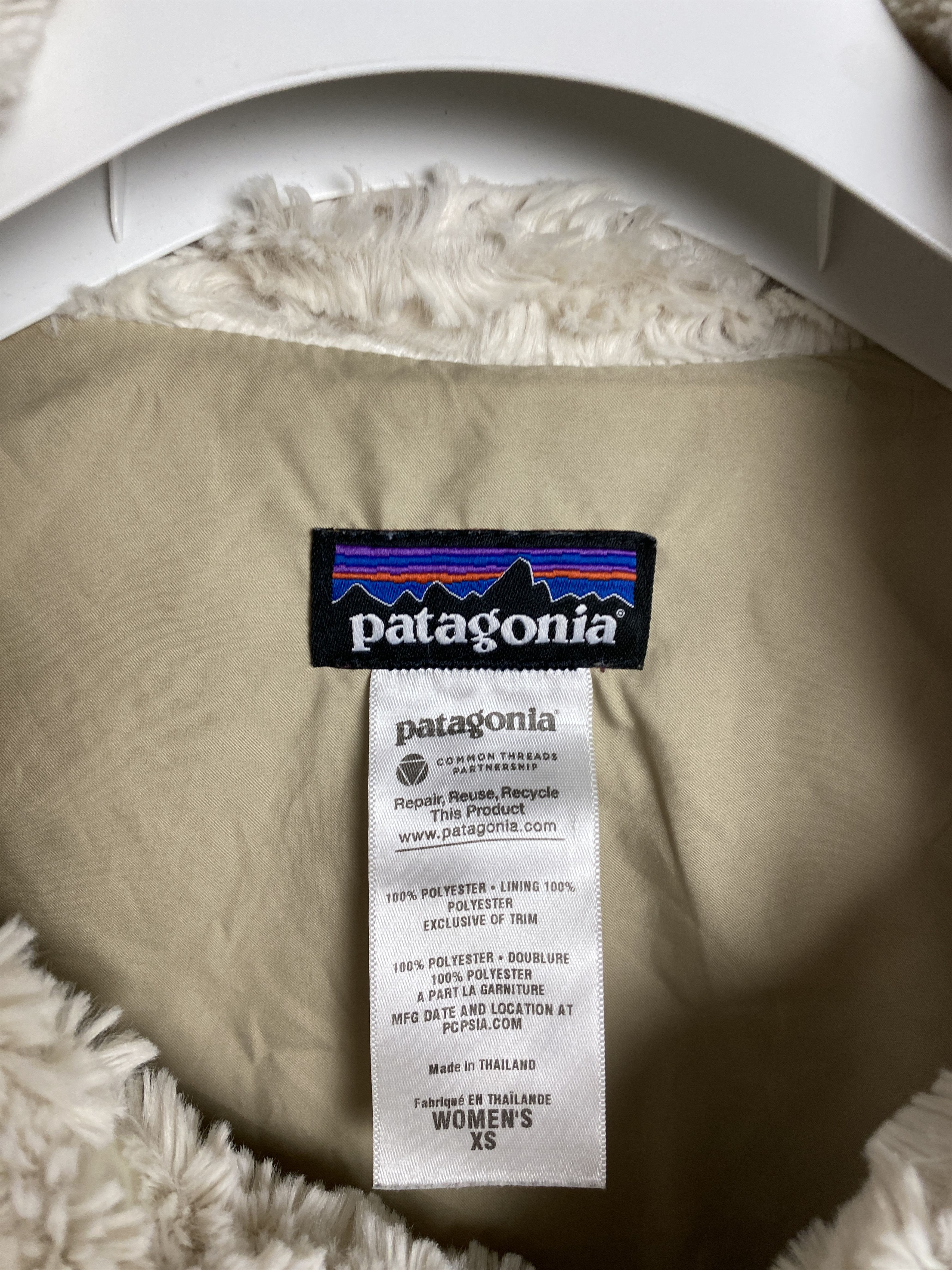 Patagonia Patagonia Faux Fur jacket fuzzy snap outdoor Size XS / US 0-2 / IT 36-38 - 5 Thumbnail