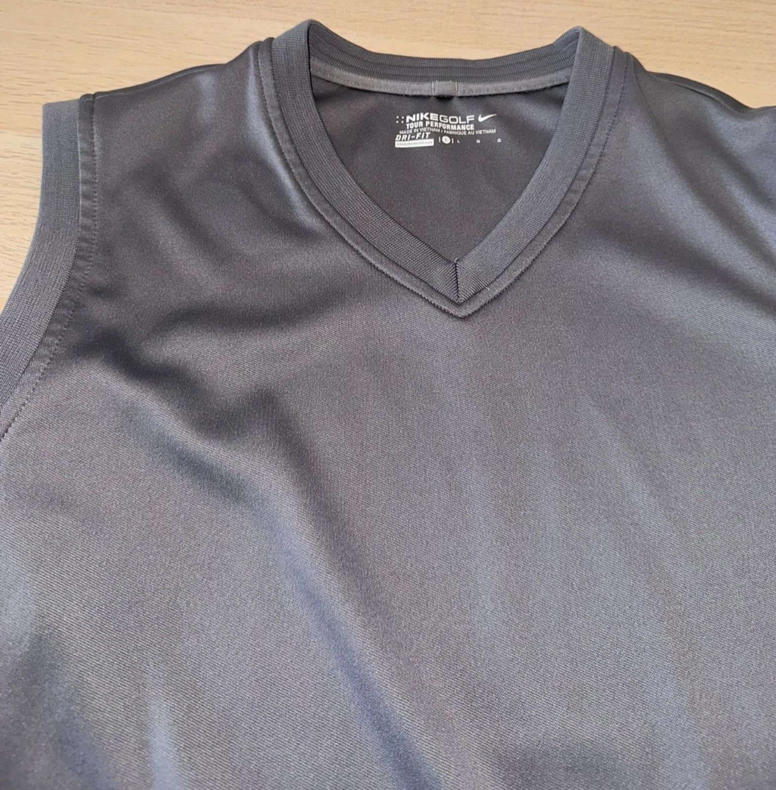 Nike Nike Golf Tour Performance Vest Men’s Dri-Fit Gray Vest Size ONE SIZE - 2 Thumbnail