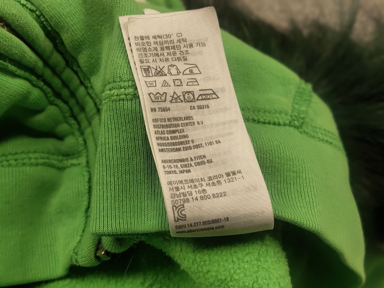 Abercrombie & Fitch Vintage Abercrombie Zip Fur Hoodie Y2K if six was nine LGB Size M / US 6-8 / IT 42-44 - 16 Thumbnail
