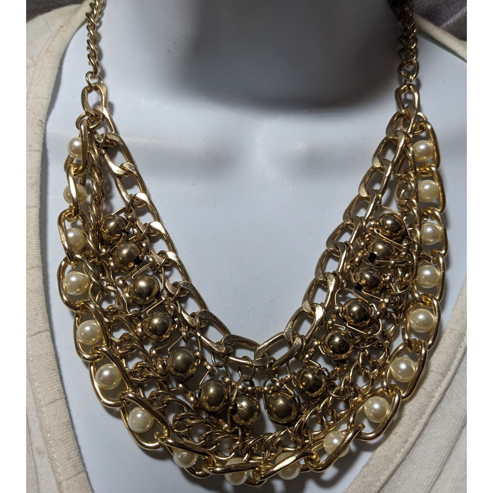 Other Glamorous Gold Chain Pearl Bib Necklace Size ONE SIZE - 6 Thumbnail