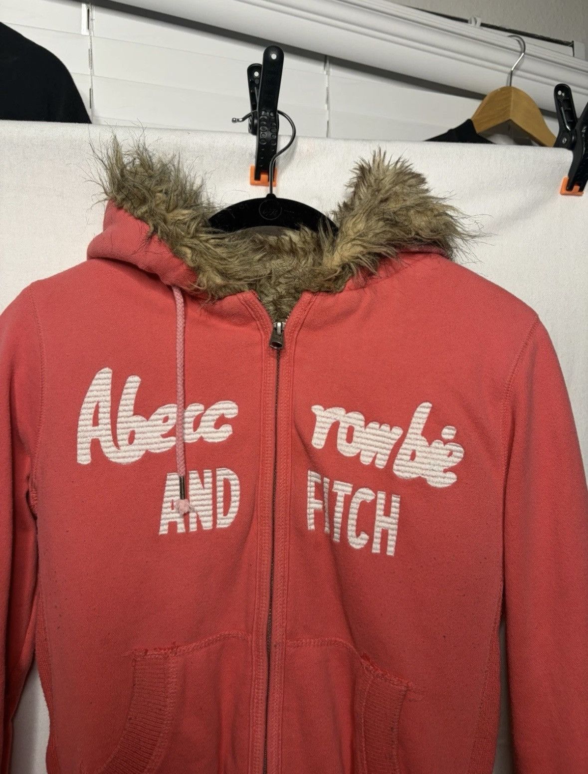 Abercrombie & Fitch Fur hood Abercrombie & Fitch zipup hoodie Size US XL / EU 56 / 4 - 2 Thumbnail