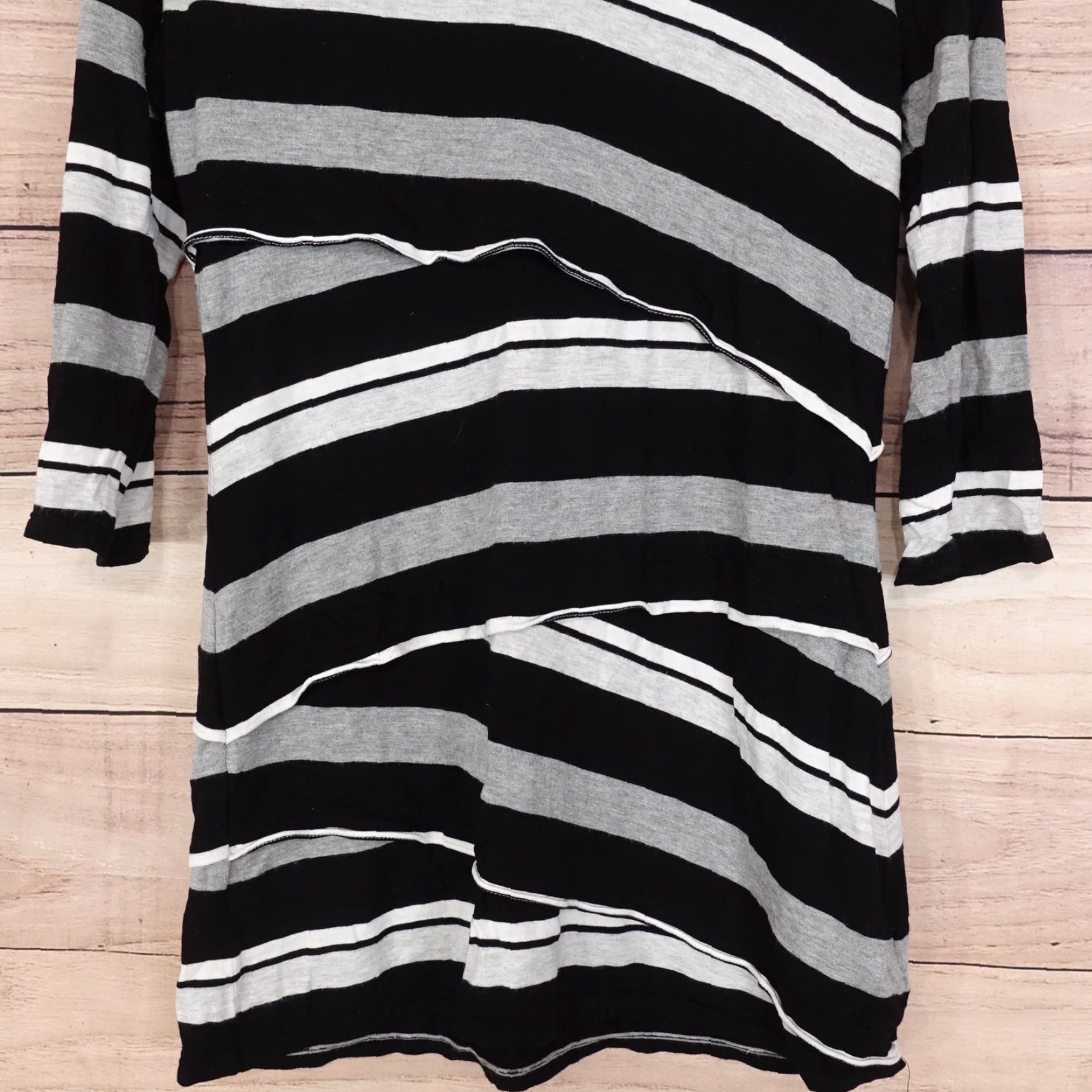 White House Black Market WHITE HOUSE BLACK MARKET LONG SLEEVE STRIPED TOP WOMENS SZ S Size S / US 4 / IT 40 - 6 Thumbnail