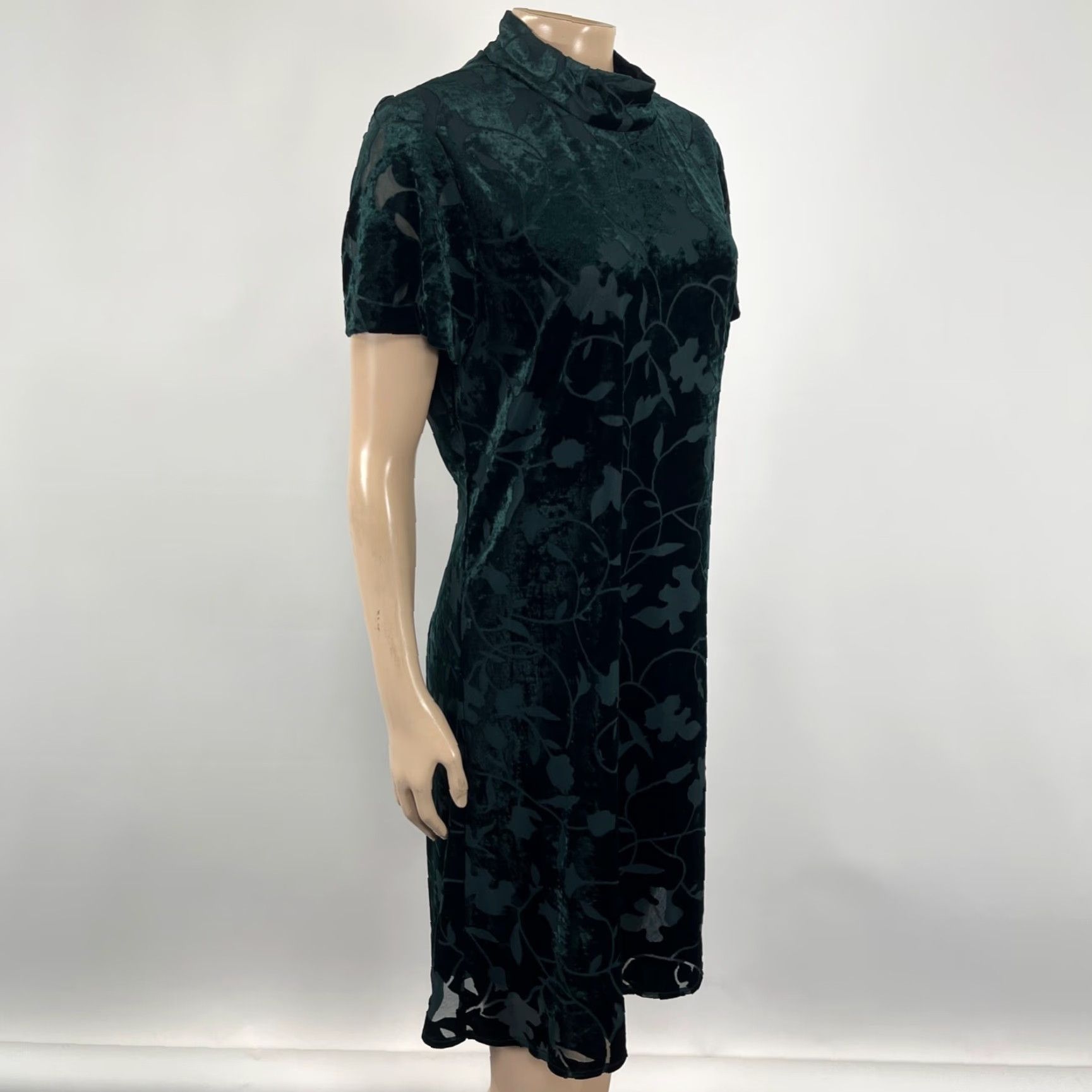 Velour VINTAGE Rabbit Designs Velour Leaf Print Mock neck Green Women's Dress Mini Dress 1990s Eveningwear Clubwear 38 34 36" Hip 44" M/L XS? Size XXS / US 00 / IT 34 - 5 Thumbnail