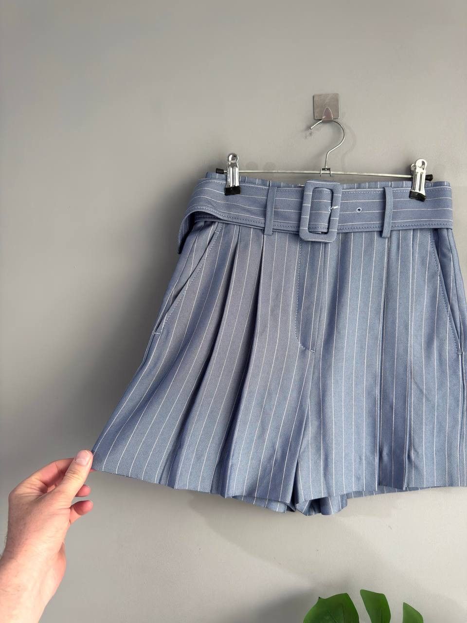 Sandro Sandro Women's Blue Striped High Pleated Shorts, Size 34/XS Size 24" / US 00 / IT 34 - 18 Thumbnail