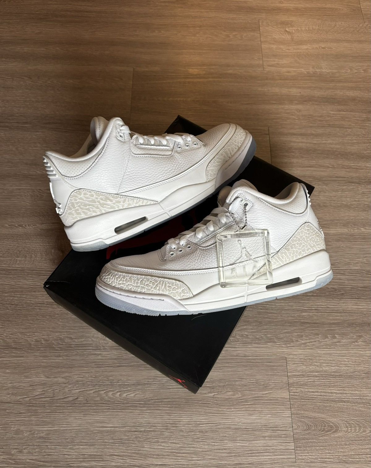 Jordan 3 Triple White