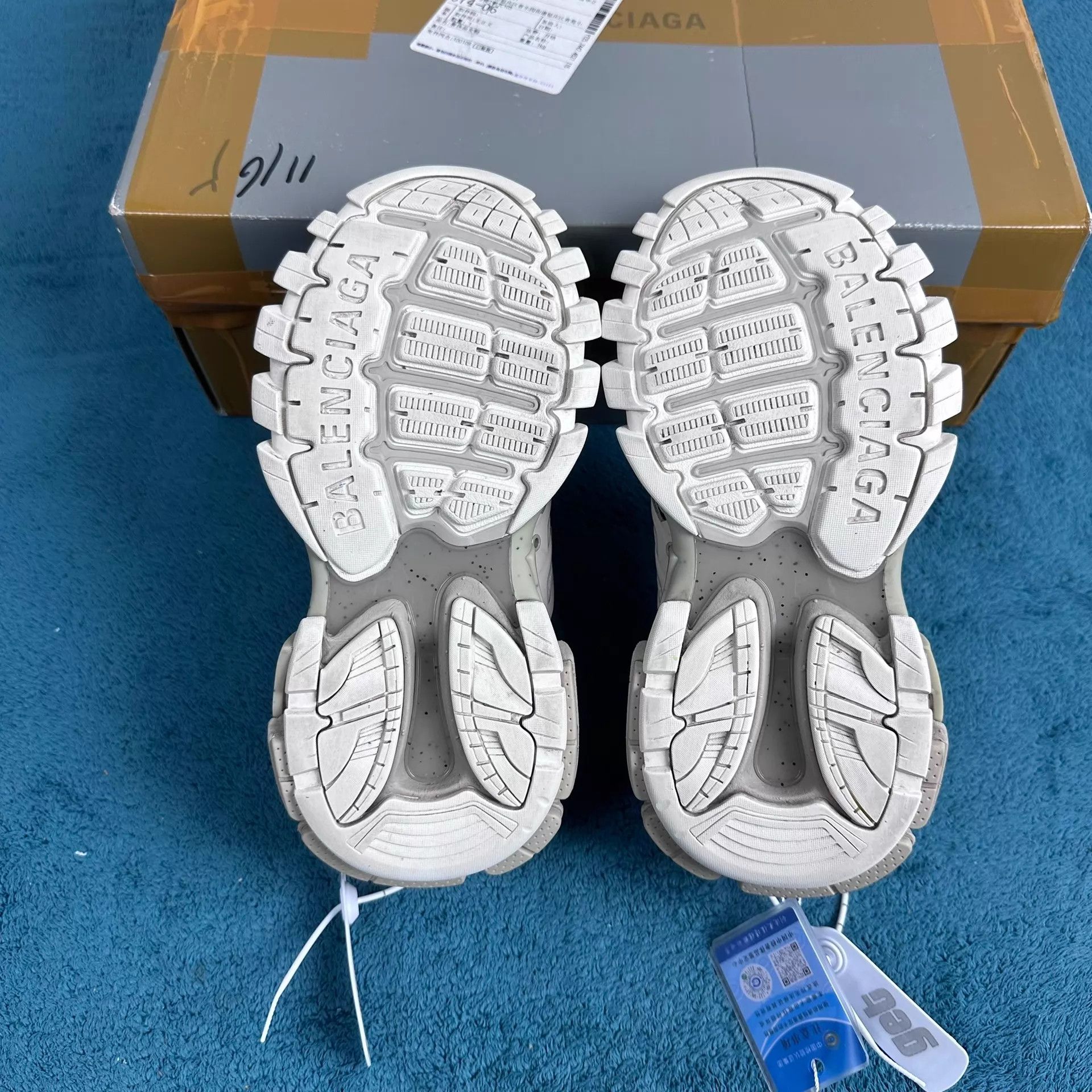 Balenciaga Balenciaga Track Fabric Low-Top 36 MilkTea Brown Size US 5.5 / IT 35.5 - 5 Thumbnail