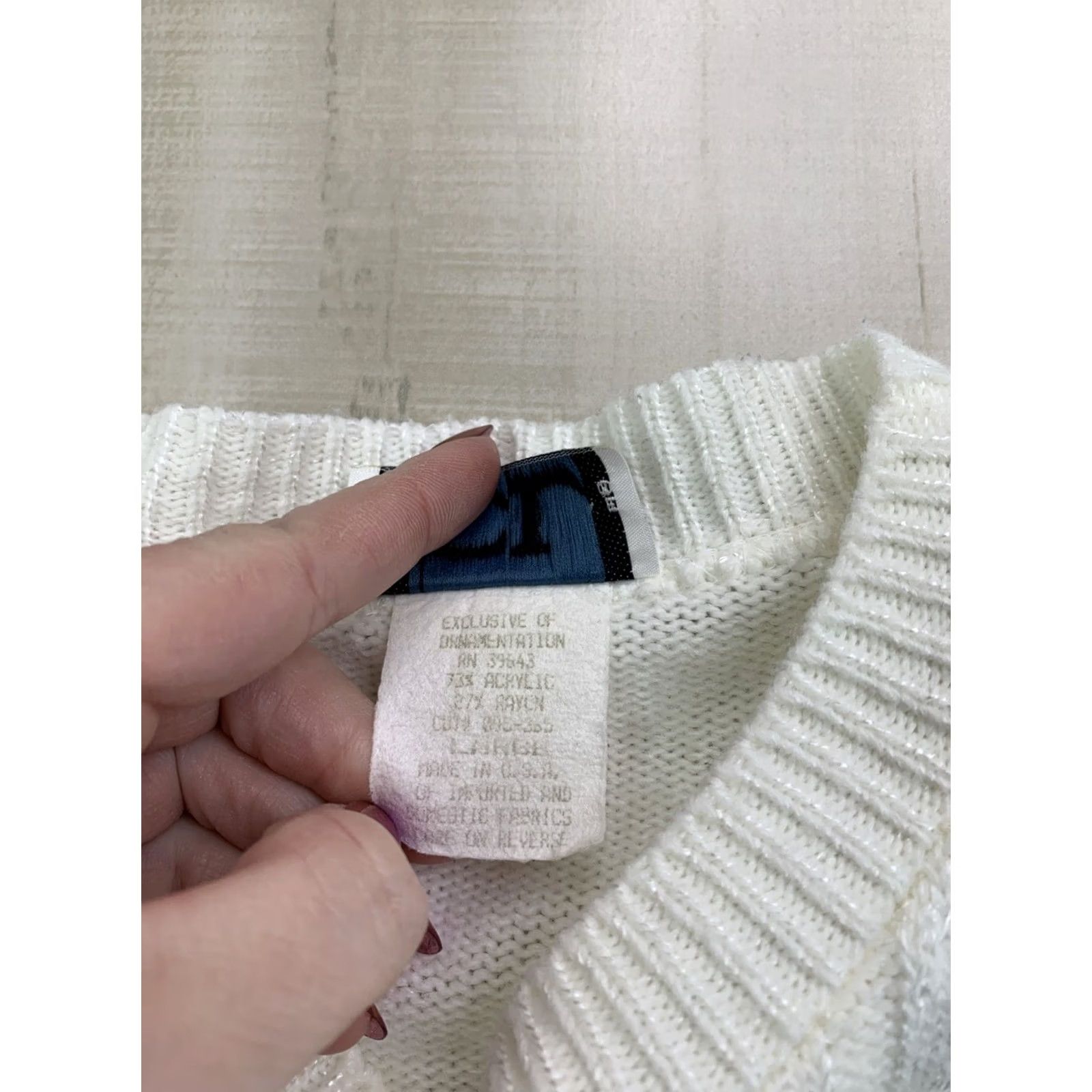 Vintage VINTAGE Cricket Lane Ivory Cable-Knit Womens Sweater Large USA Made Pullover Knit Long Sleeve Casual 80s Size L / US 10 / IT 46 - 4 Thumbnail