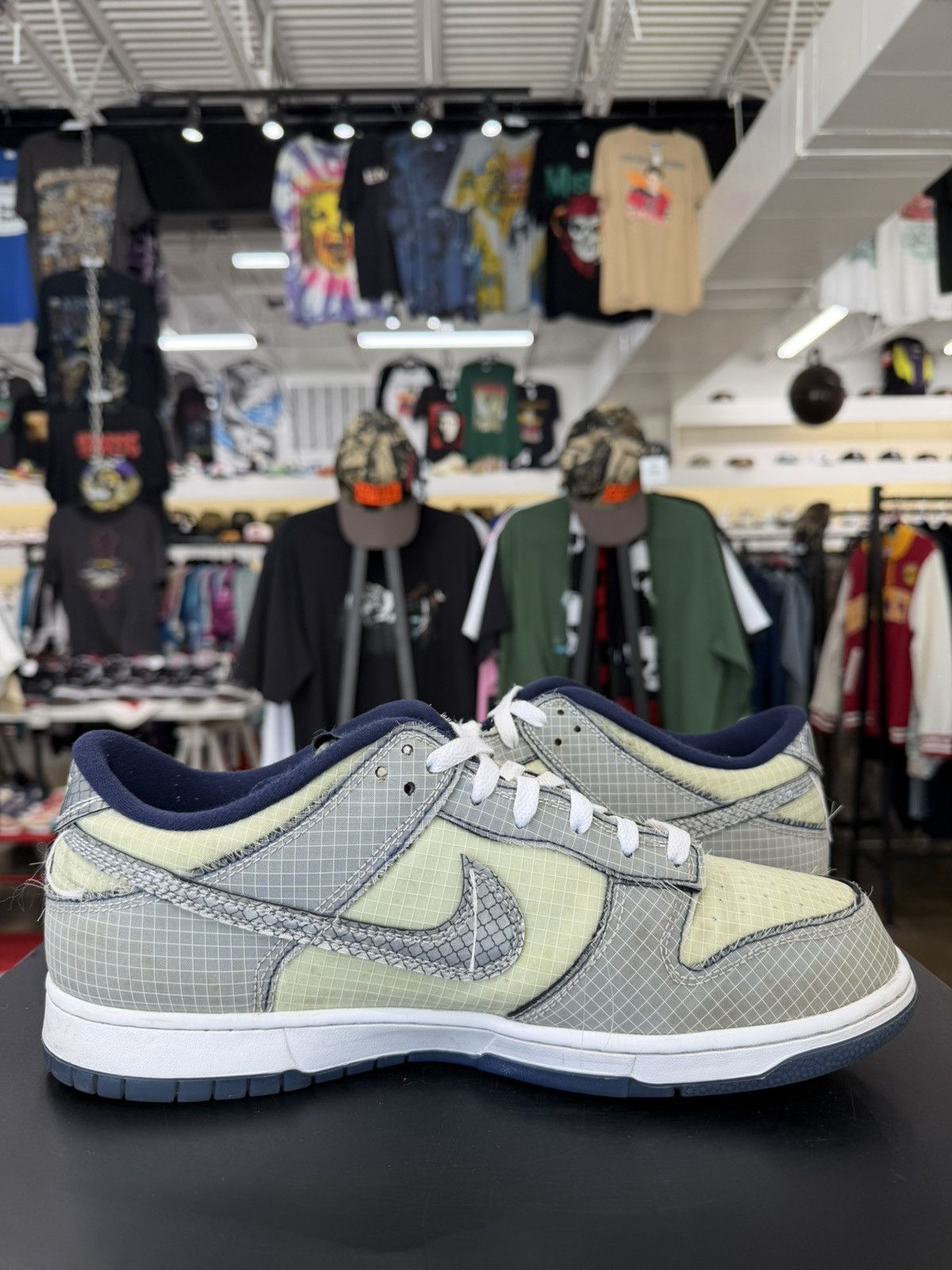 Nike Nike Dunk Low Union Passport Pack Pistachio Size 11 (2022) Size US 11 / EU 44 - 3 Thumbnail