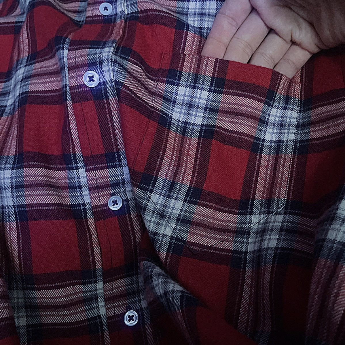 Vetements Vetements Time is Money Red Plaid One Sleeve Shirt 2017 Size US S / EU 44-46 / 1 - 5 Thumbnail