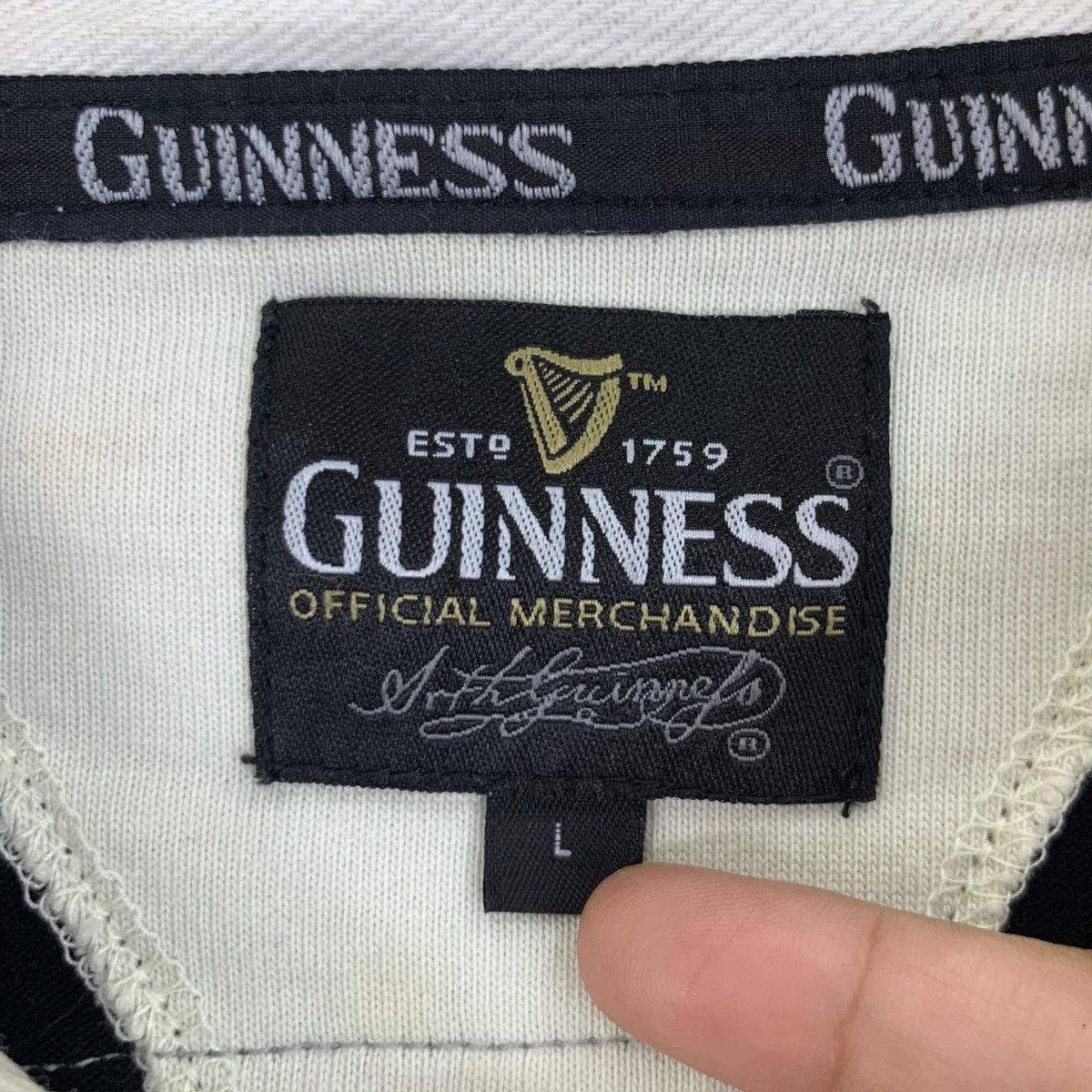 Vintage Vintage GUINNESS STOUT OFFICIAL Crest Rugby Polo Size US L / EU 52-54 / 3 - 10 Thumbnail