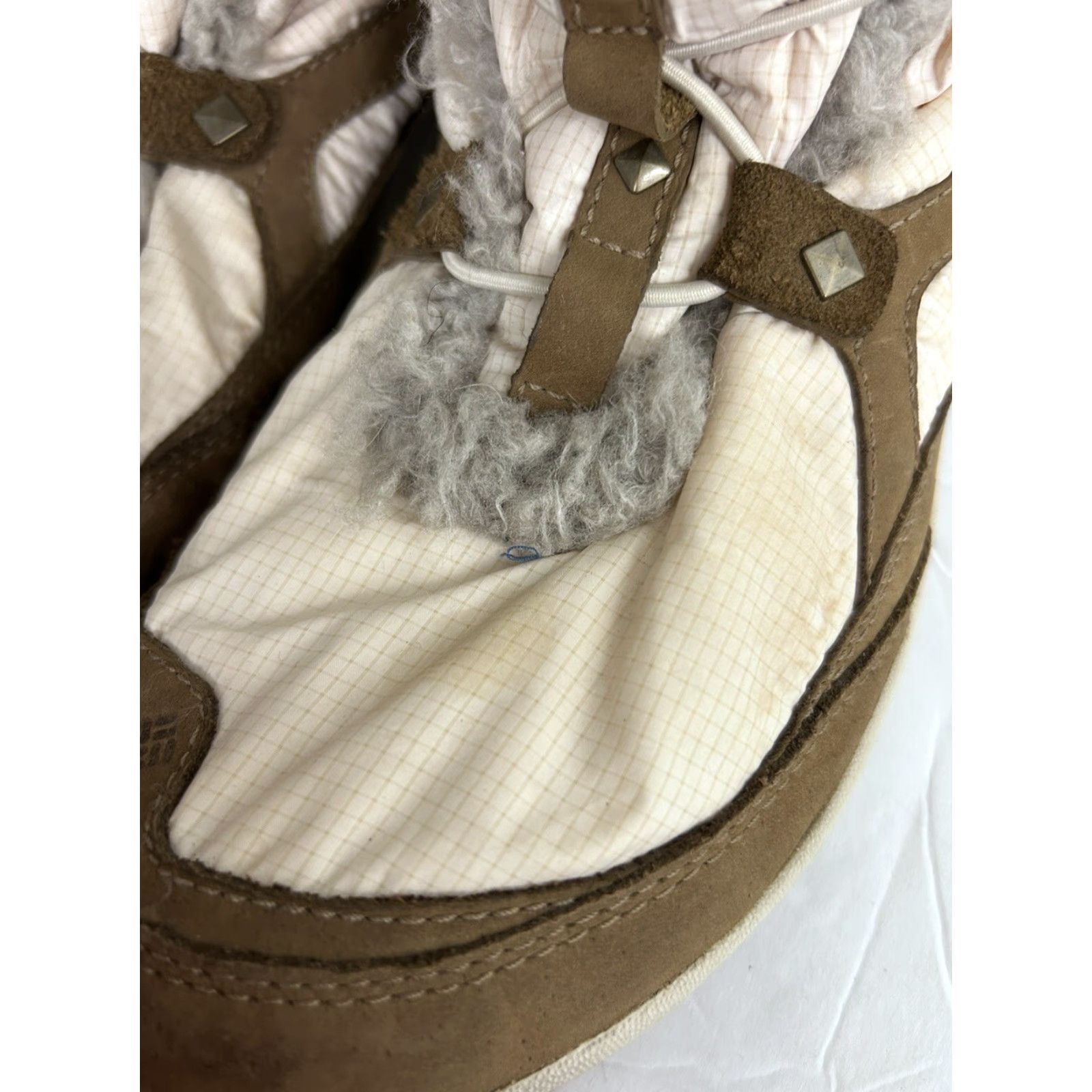 Vintage Columbia Boots Womens 10 Snow Boot Lined Brown White Faux Sherpa Outdoor Winter Hiking Womens Shoes Size US 10 / IT 40 - 7 Thumbnail