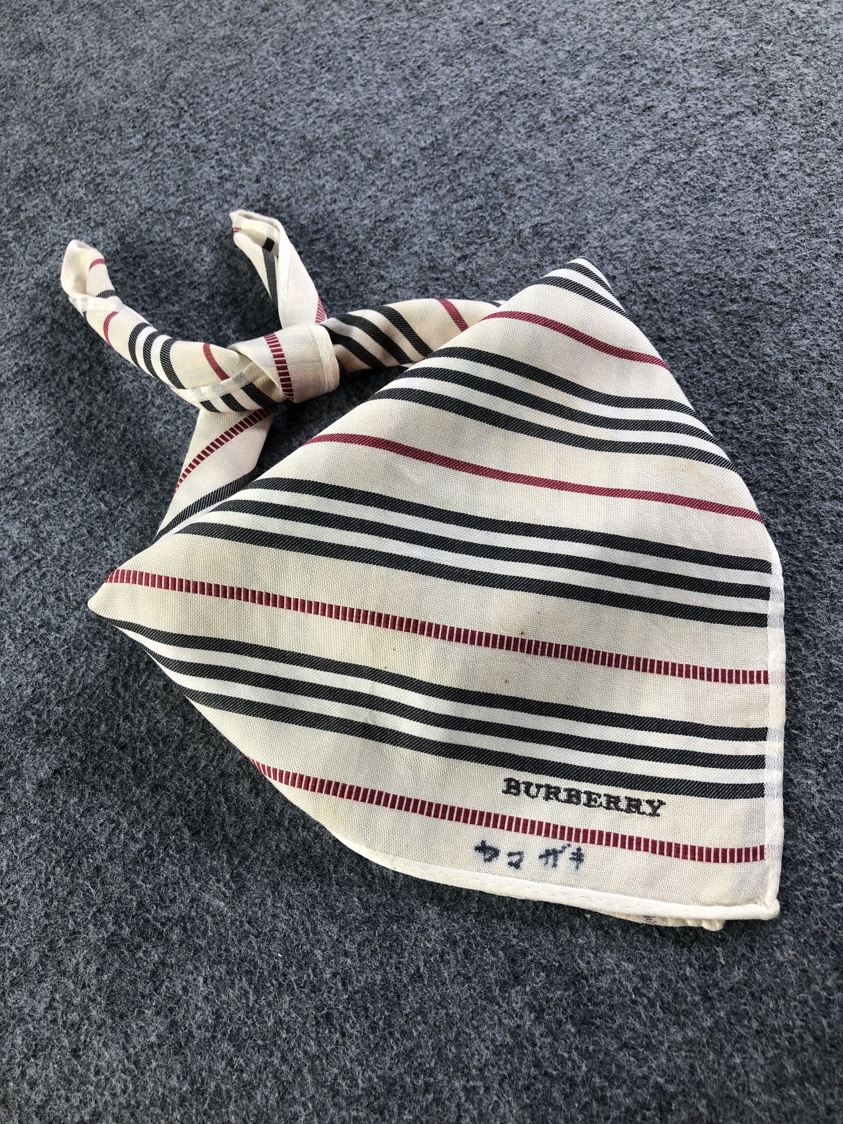 Burberry Burberry Handkerchief / Bandana / Neckerchief / Headscarf Size ONE SIZE - 1 Thumbnail