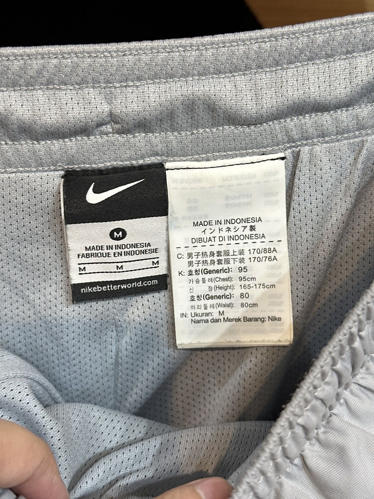 Nike Netherlands 2011-12 Nike Football Track Pants Size US 32 / EU 48 - 7 Thumbnail