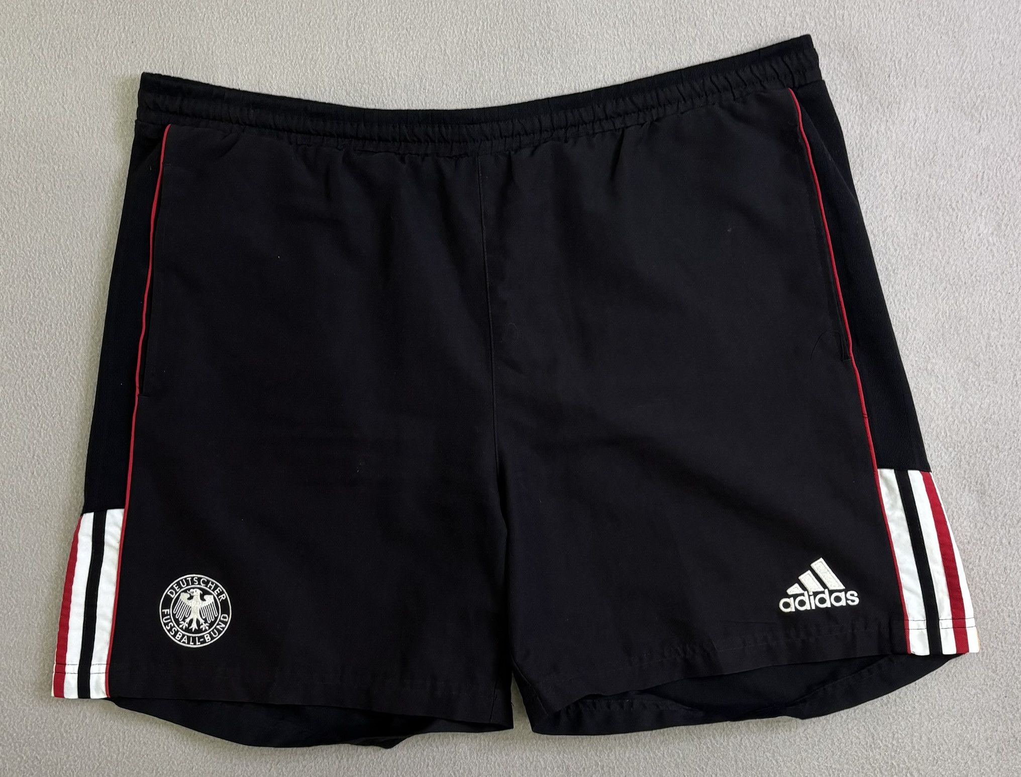 Adidas Germany 1998 Adidas Football Shorts Size XL Size US 39 - 6 Thumbnail