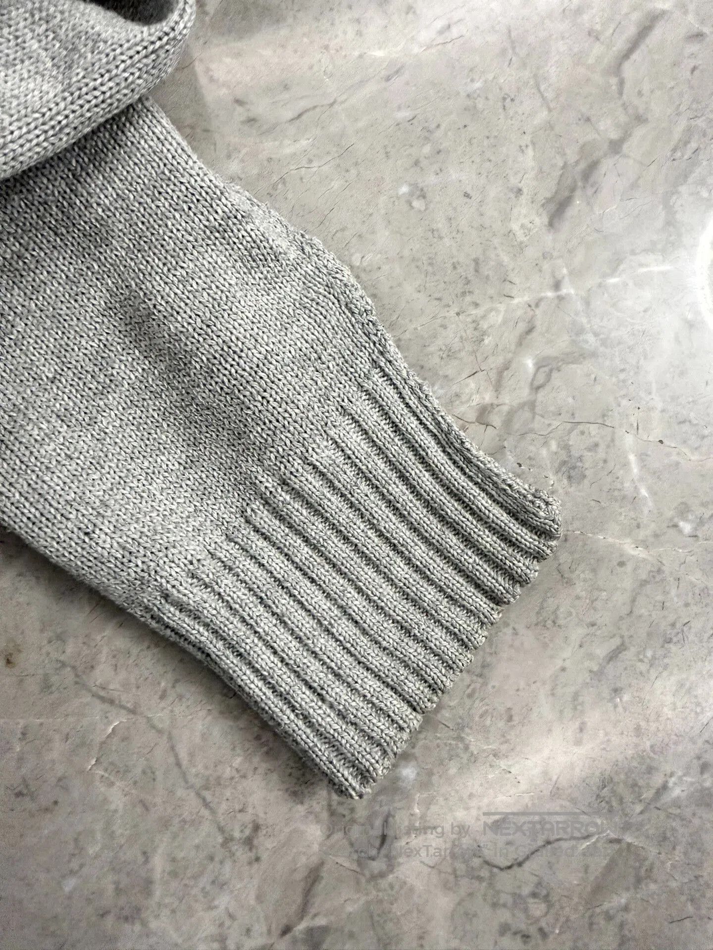 Hedi Slimane Dior Homme 04SS Hedi Slimane V-neck Knit. Size US S / EU 44-46 / 1 - 8 Thumbnail