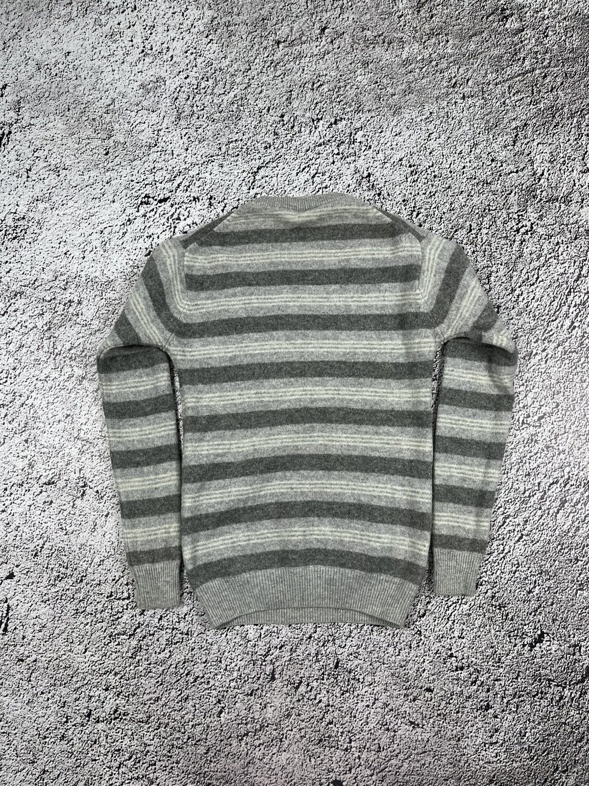 Lacoste Vintage Y2K Lacoste striped old money logo sweater size s Size S / US 4 / IT 40 - 5 Thumbnail