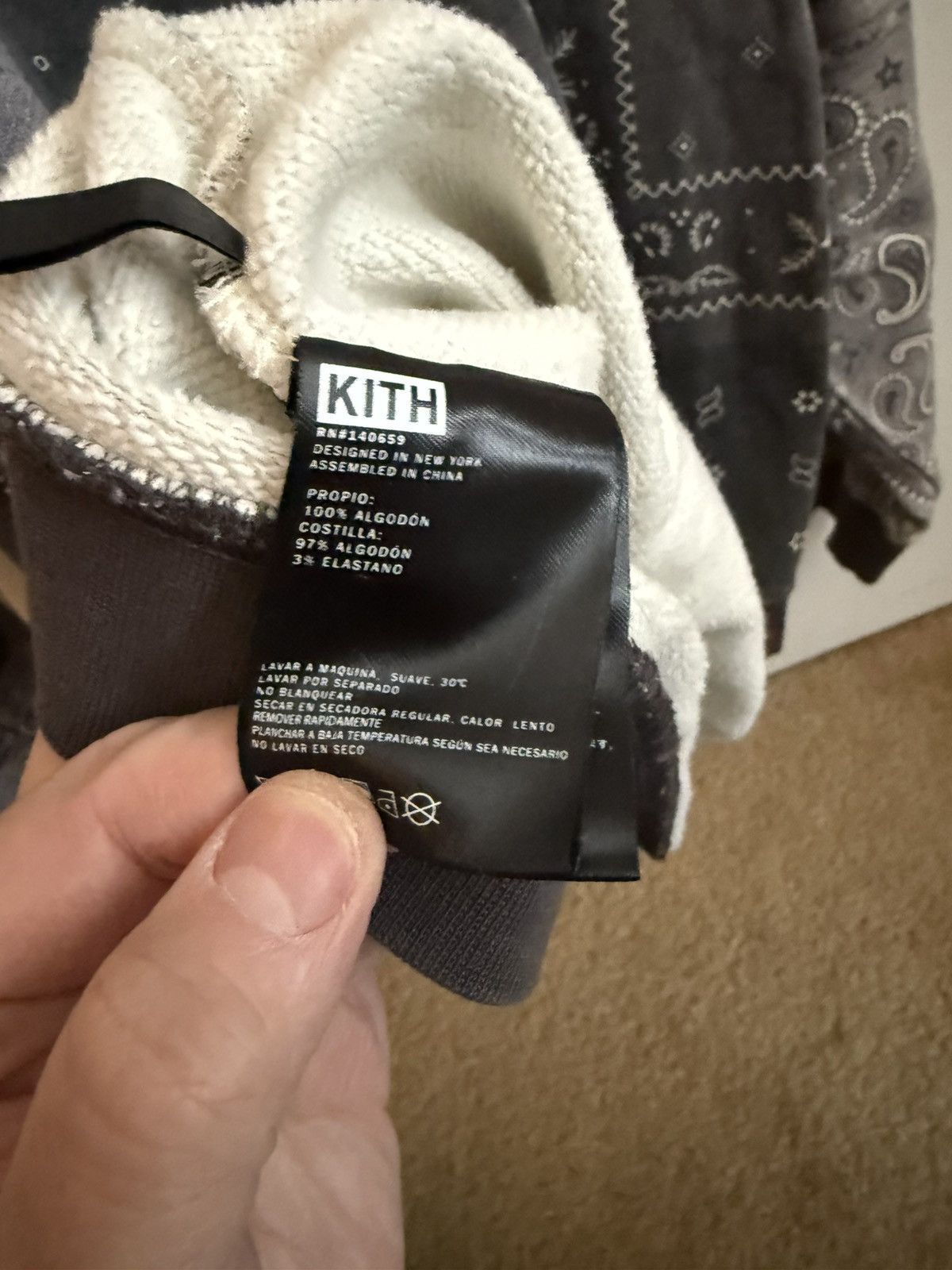 Kith Kith Deconstructed Bandana Crewneck - XL Size US XL / EU 56 / 4 - 8 Thumbnail