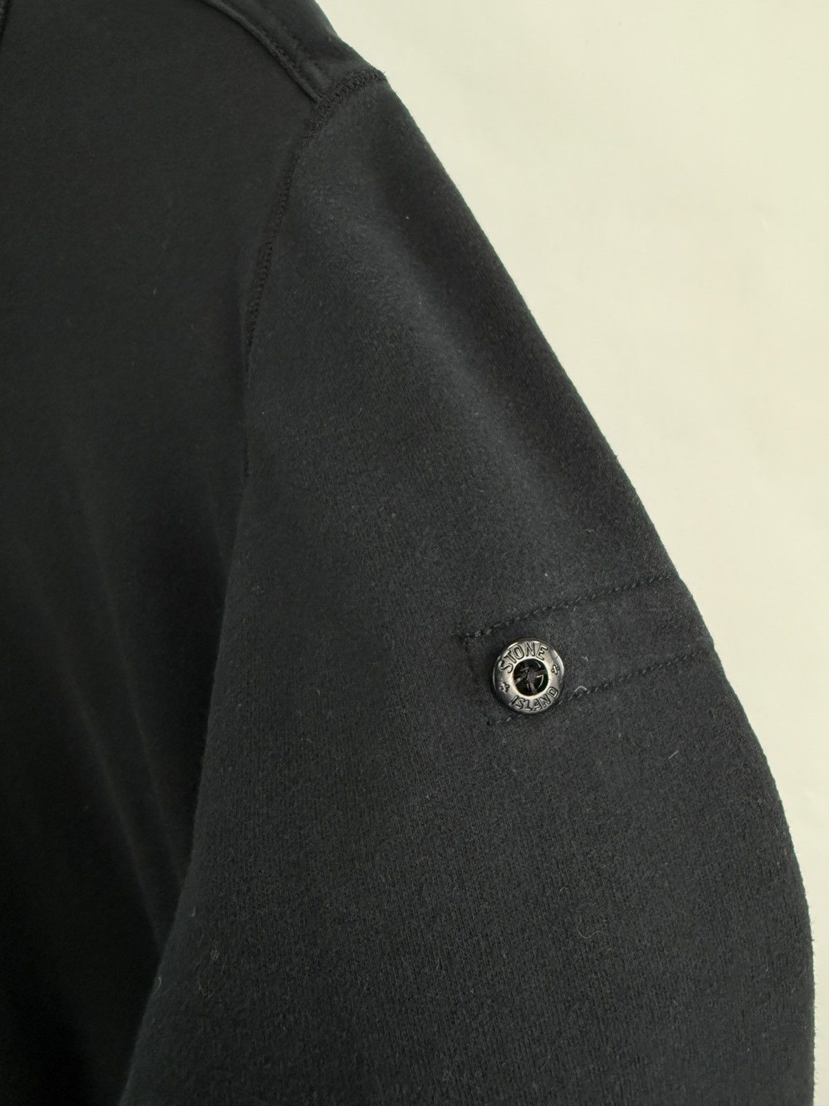 Stone Island Stone Island Sweatshirt Rare Retro Hype Y2K Size US S / EU 44-46 / 1 - 4 Thumbnail