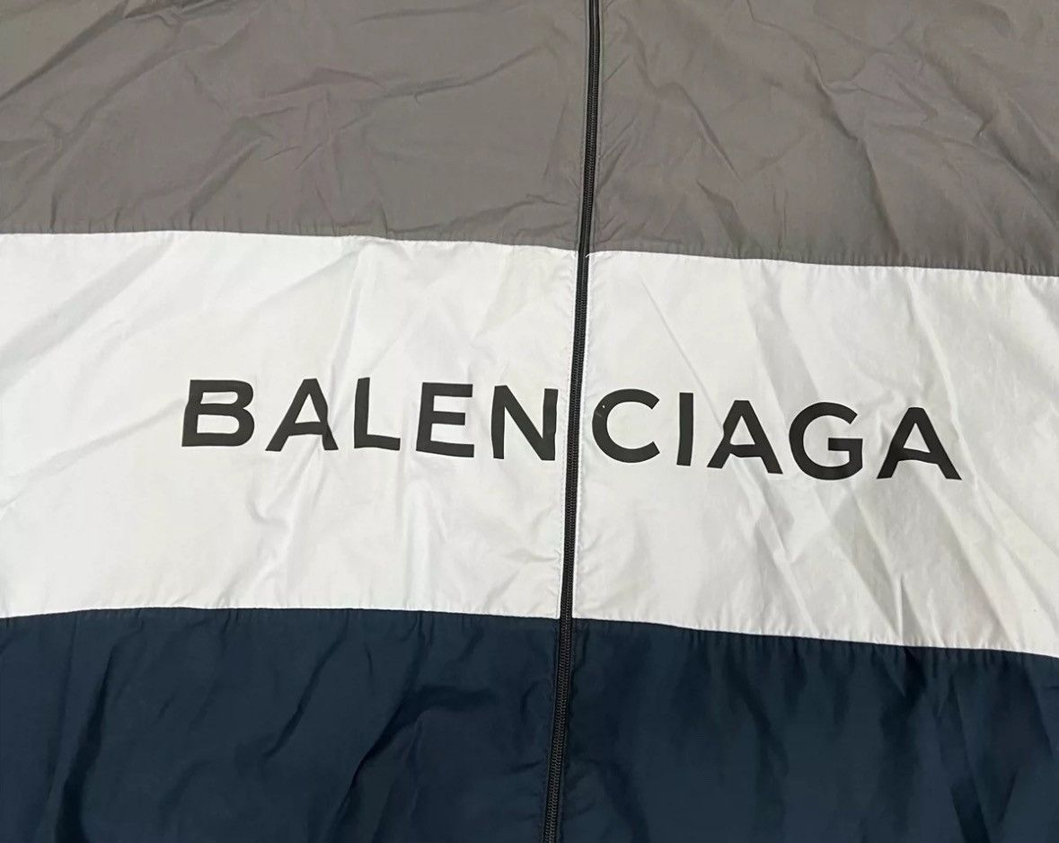 Balenciaga BALENCIAGA print logo color-block jacket 2412-Nextarrow Size US S / EU 44-46 / 1 - 5 Thumbnail