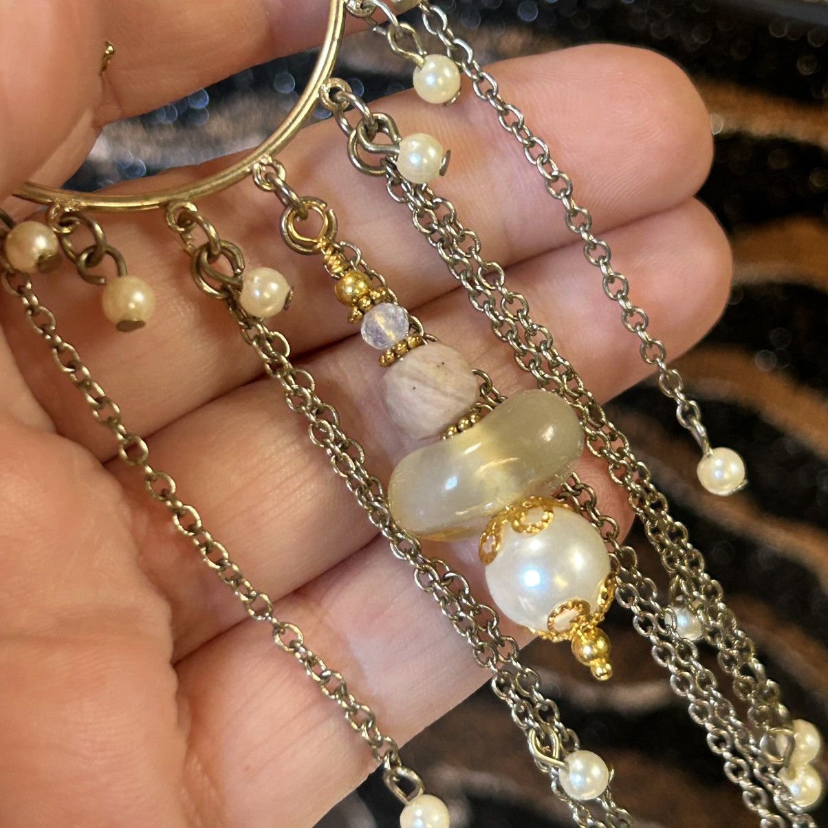 Handmade Handcrafted elegant stone dangle fringe medallion necklace Size ONE SIZE - 6 Thumbnail