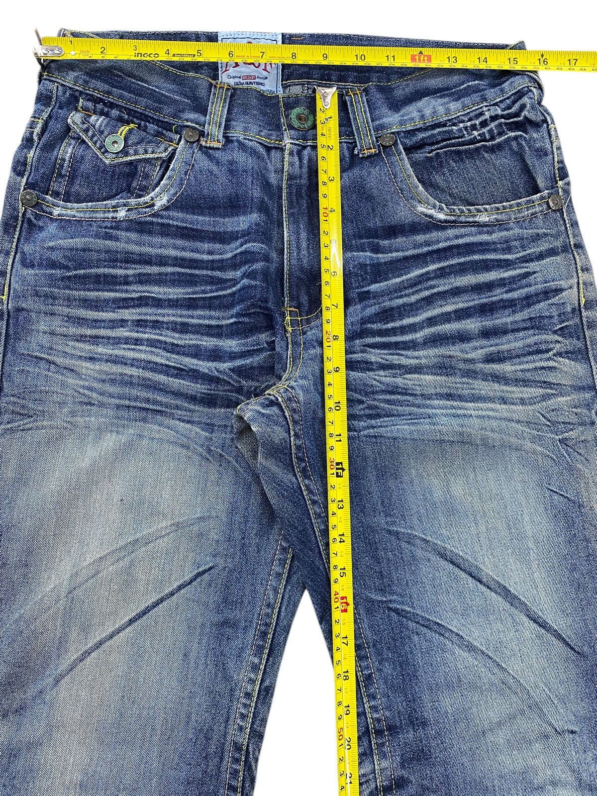 Other Japanese Brand Light Wash Whiskered Style Straight Leg Jeans Size US 31 - 6 Thumbnail
