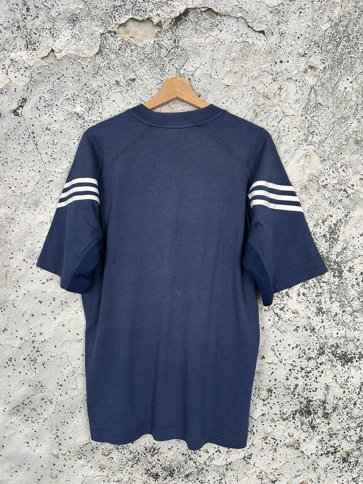 Adidas Adidas Vintage Sportswear Tee 90s Boxy Fit Baggy Rap Skate Size US M / EU 48-50 / 2 - 4 Thumbnail