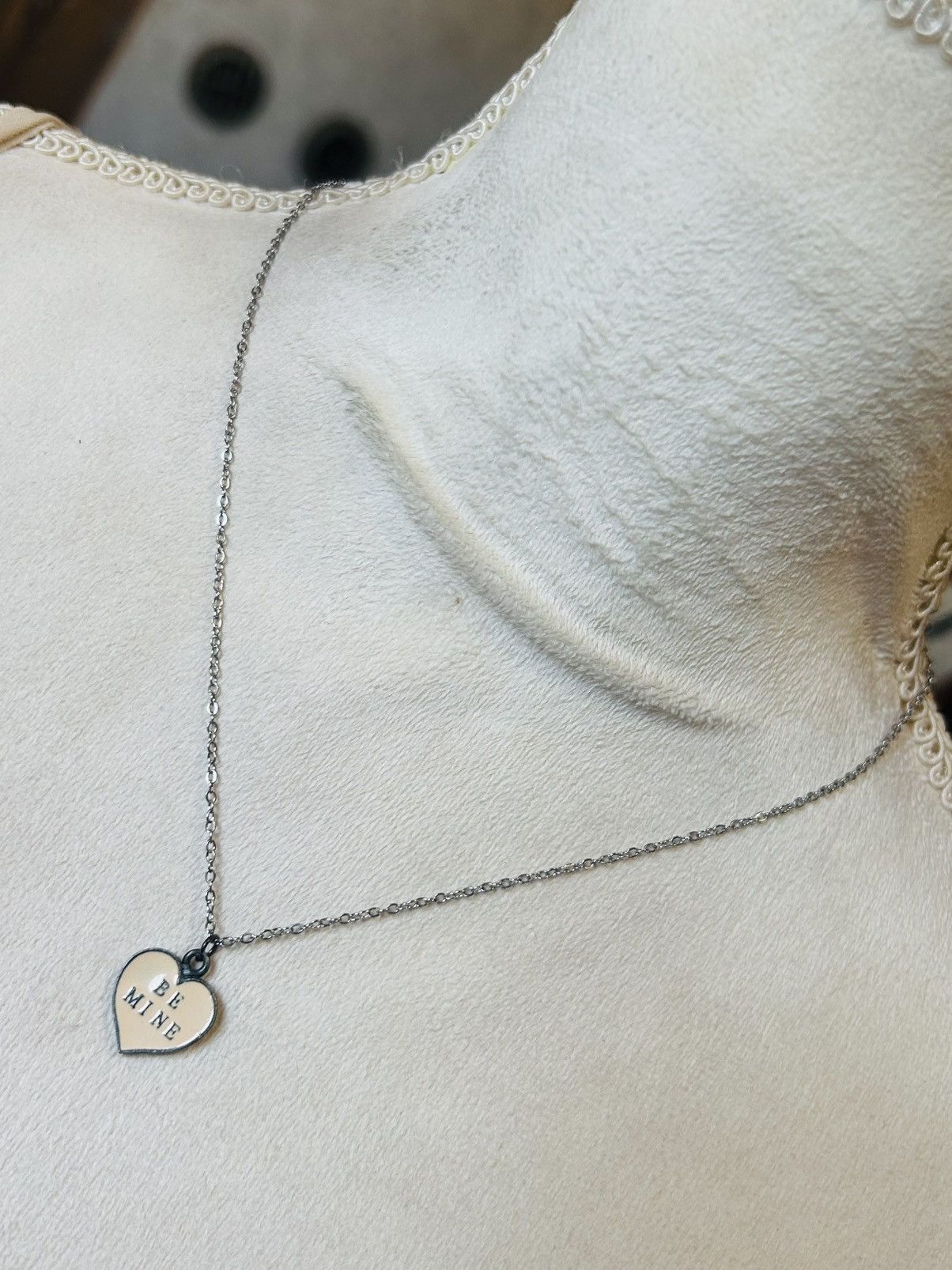 Handmade Handcrafted vintage “Be Mine” heart pendant necklace Size ONE SIZE - 1 Thumbnail