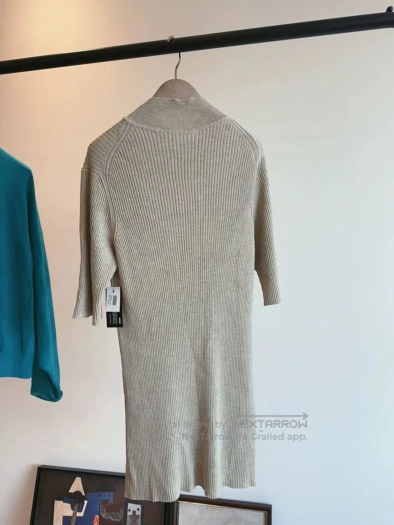 The Row The Row Minimal Mock Neck Top. Size US M / EU 48-50 / 2 - 2 Thumbnail